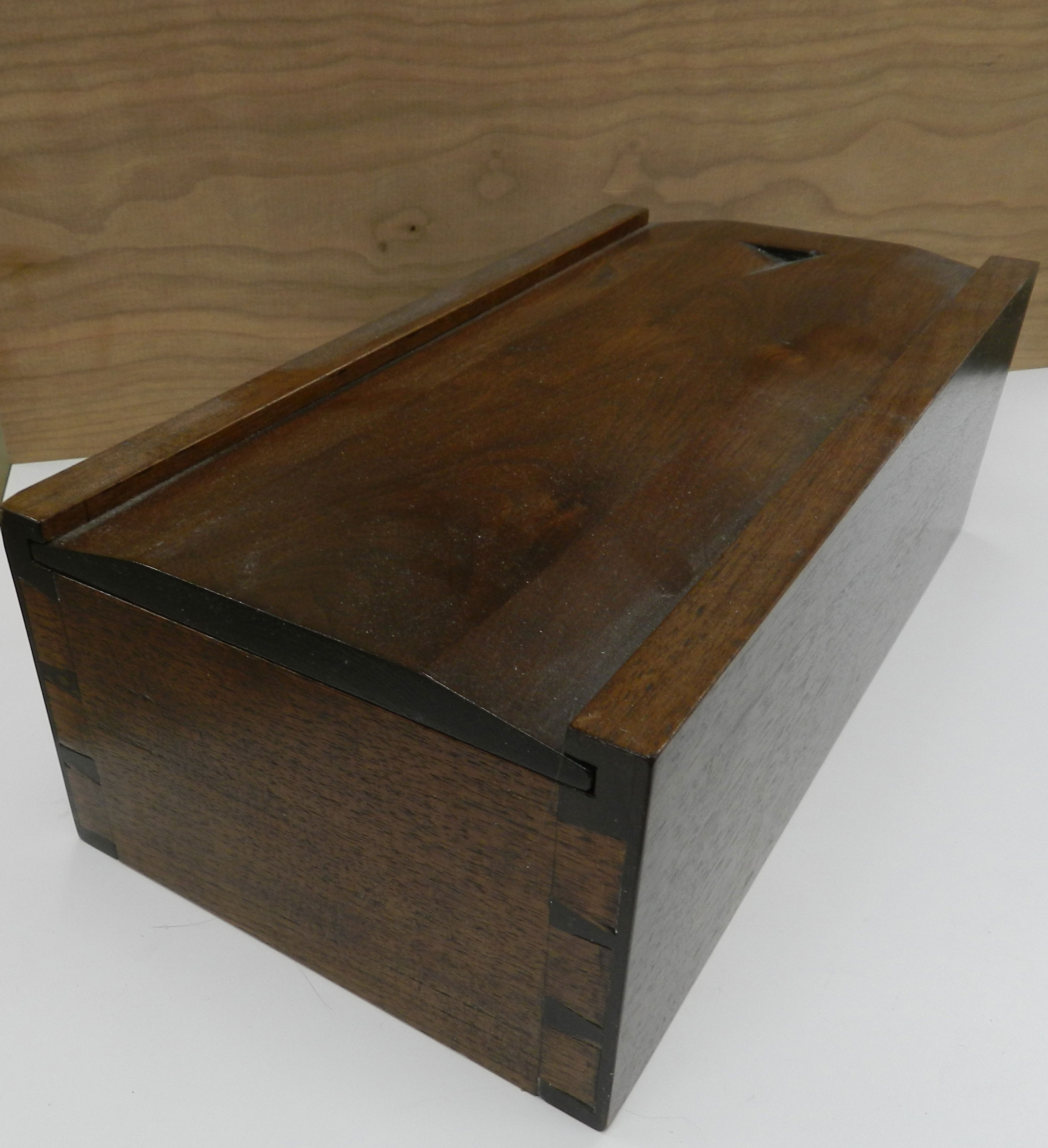 Traditional Dovetailed Candle Box