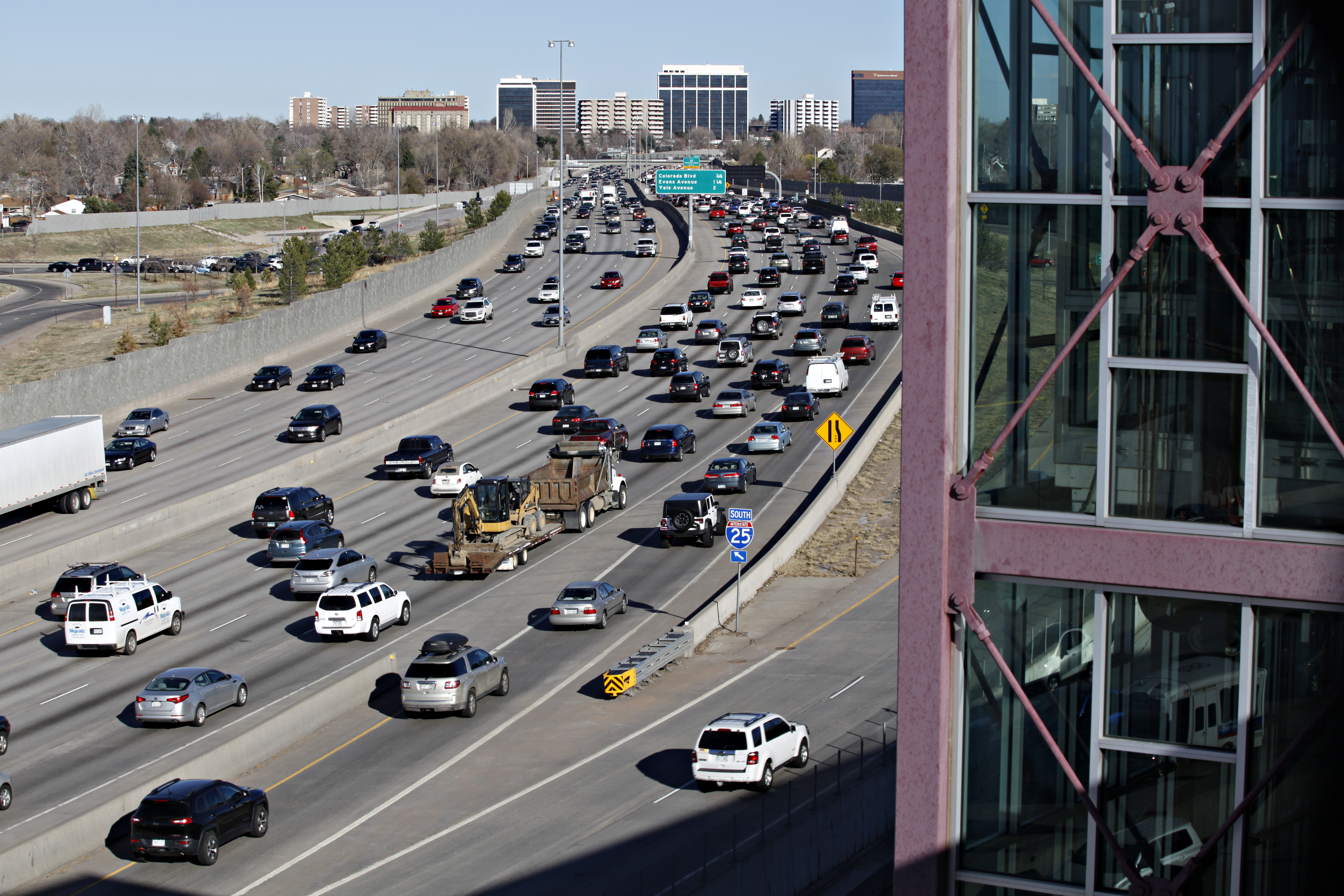 Study: Traffic in U.S. cities will cost commuters hundreds of ...