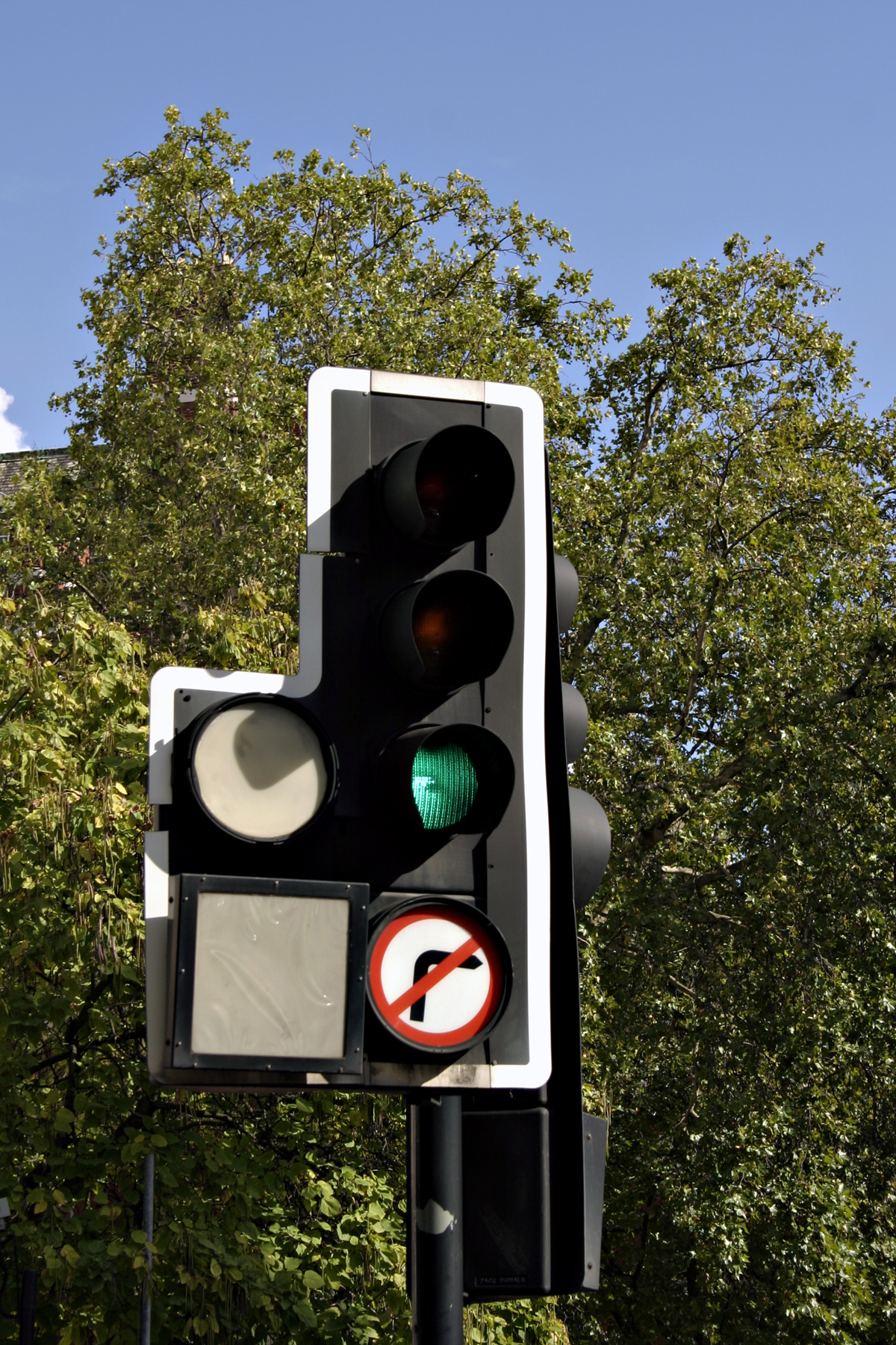 Free photo: Traffic lights - City, England, Green - Free Download - Jooinn