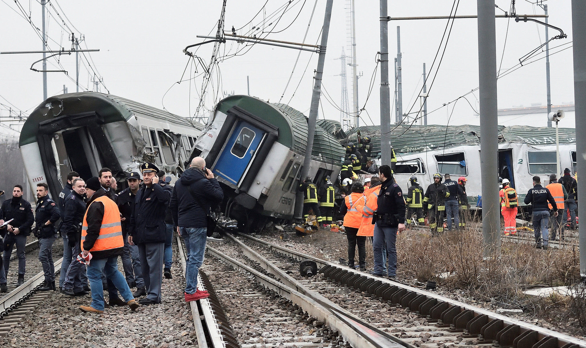 Train Derails Near Milan, Killing at Least 3 and Injuring Dozens ...