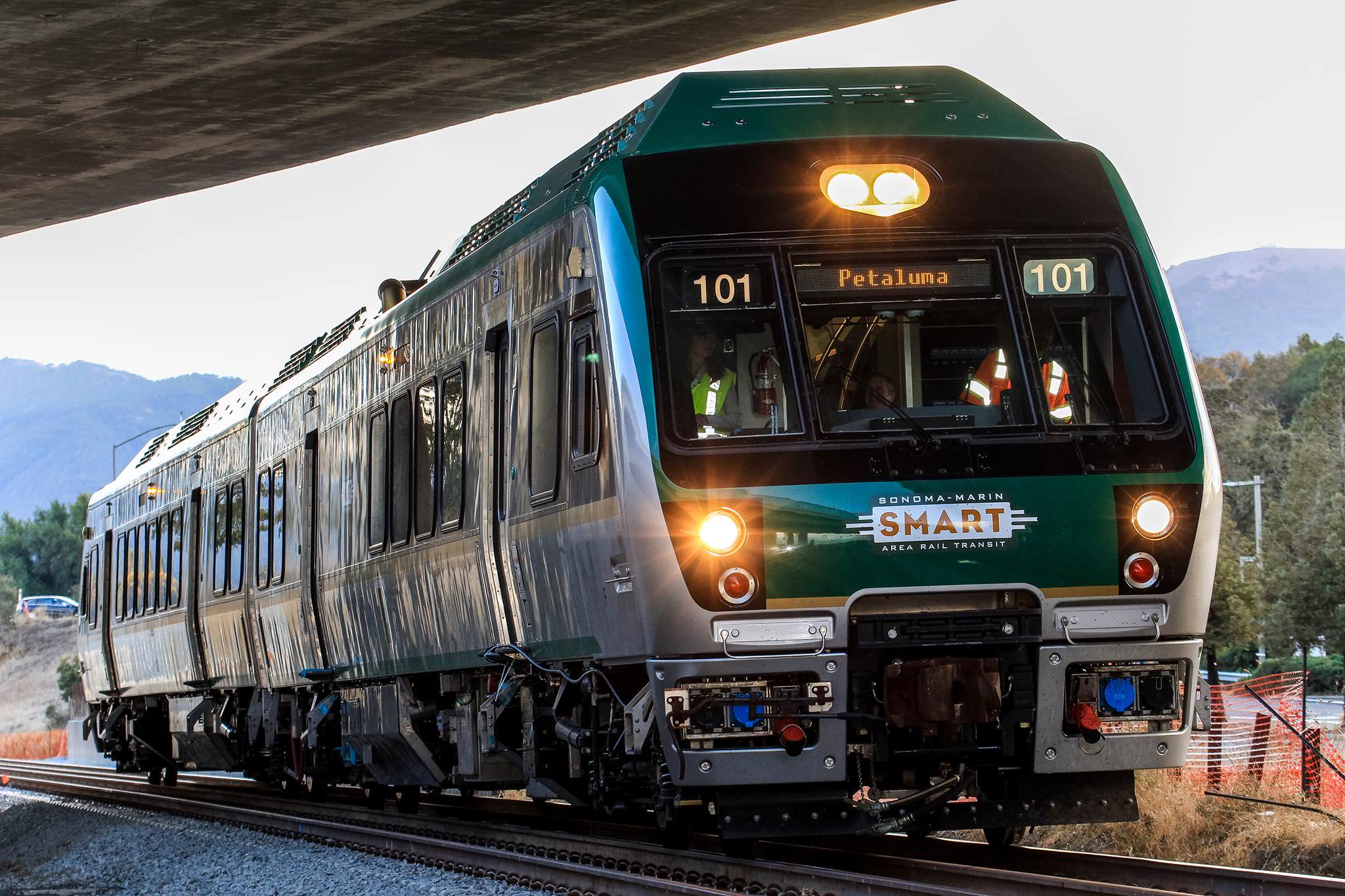 SMART train service launches in San Francisco | Global Rail News