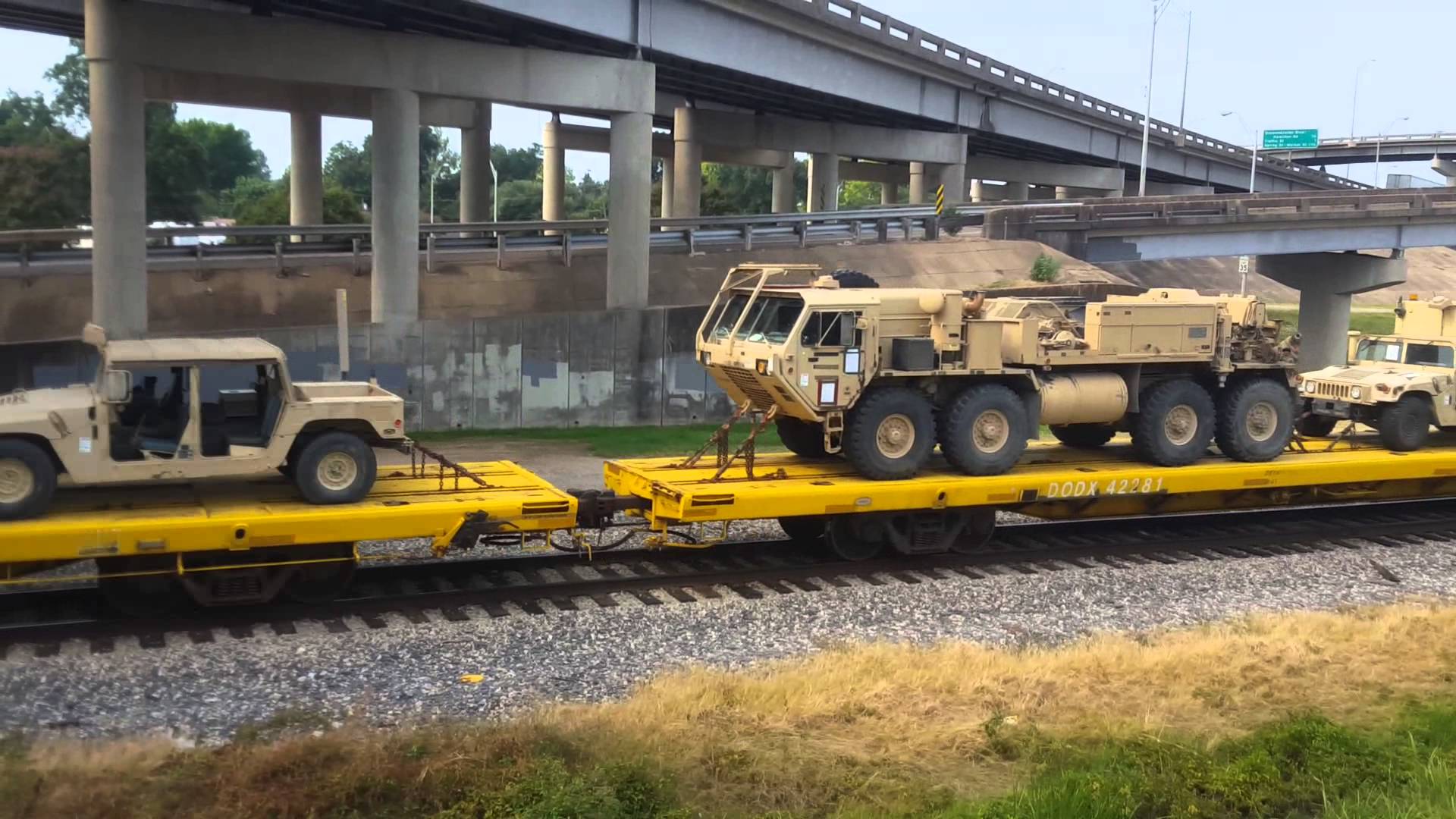 Jade Helm 15 Louisiana Train Load of Army Vehicles - YouTube