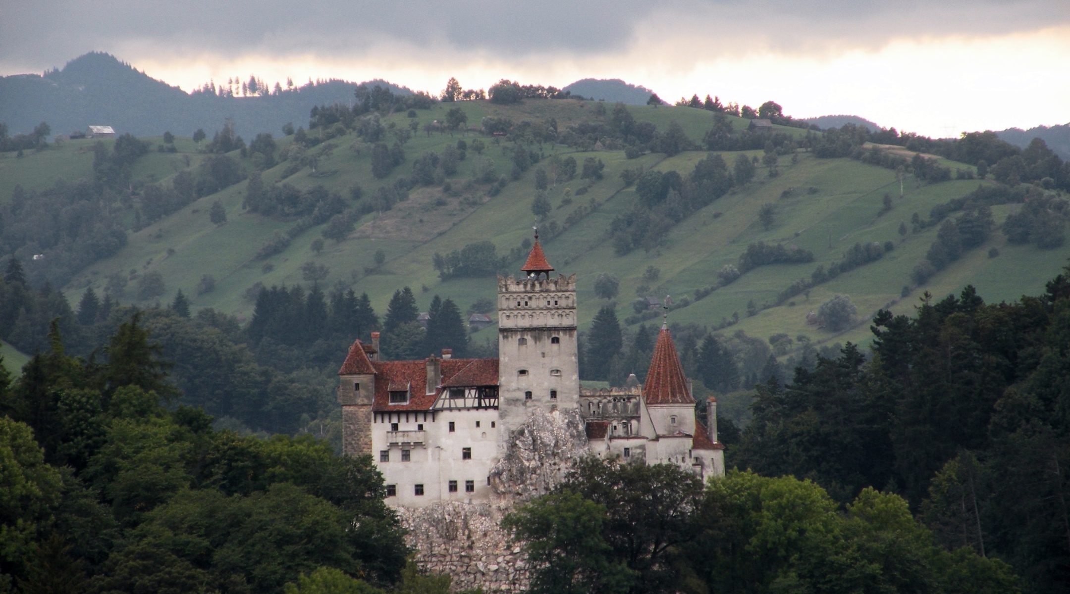 Castles of Transylvania: Architecture, Culture, and Nature ...