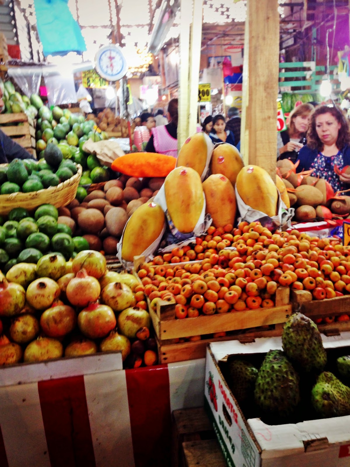 Sampling Tropical Fruits in Mexico | The Right-Brained Engineer