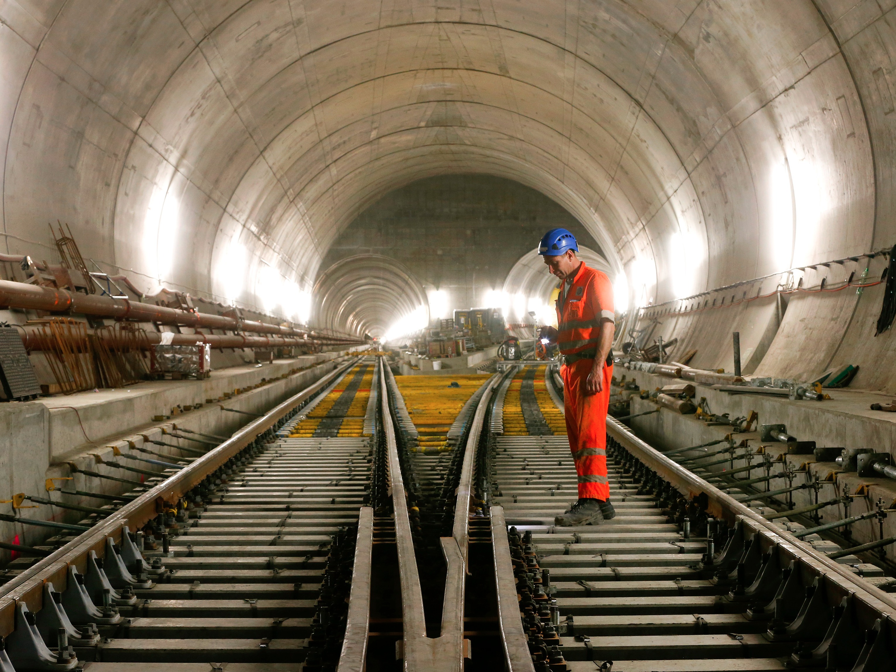 World's longest tunnel completed - Business Insider