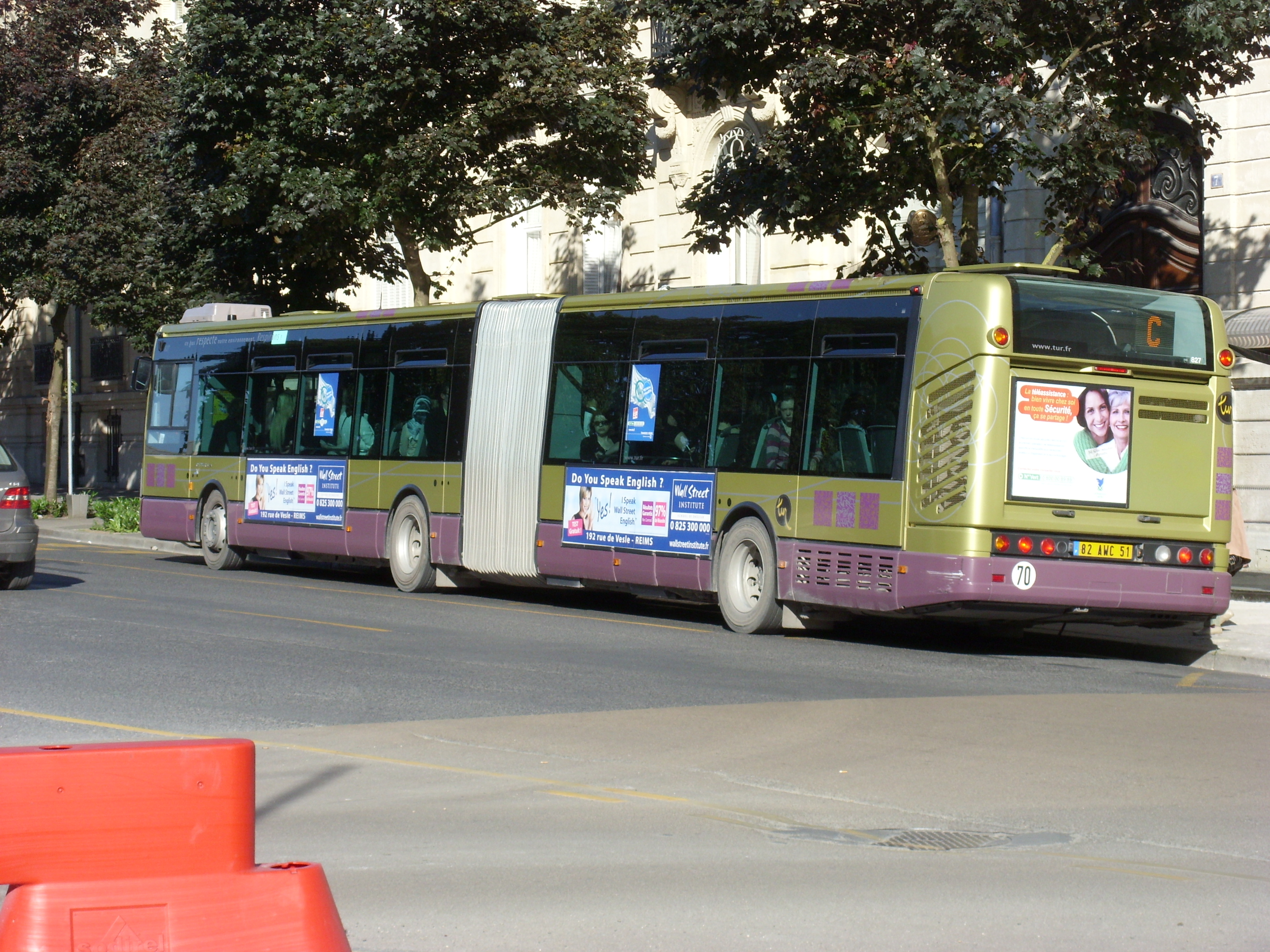 Tur - irisbus citelis 18 n°827 - ligne c photo
