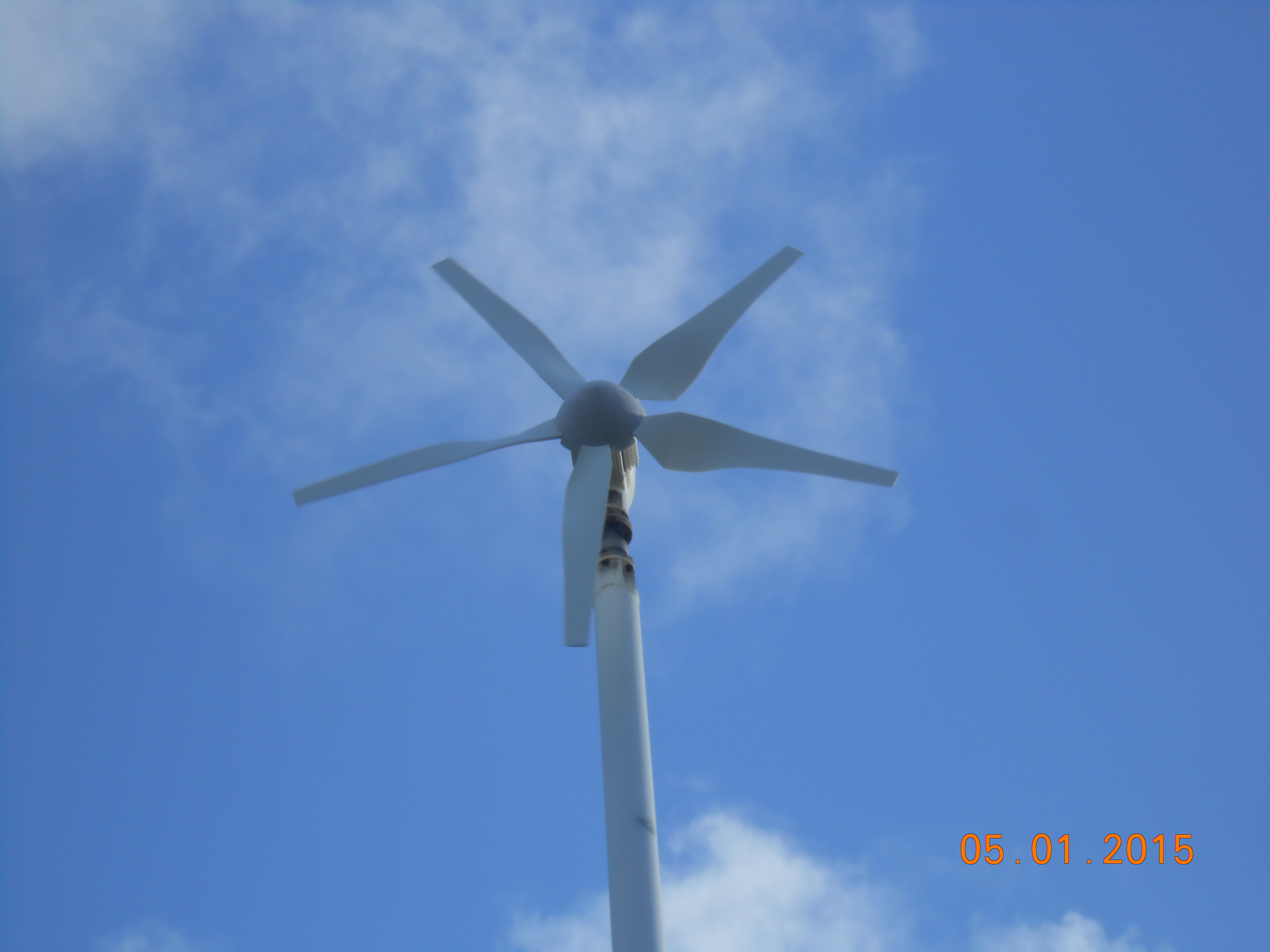 File:Small wind turbine closeup.JPG - Wikimedia Commons