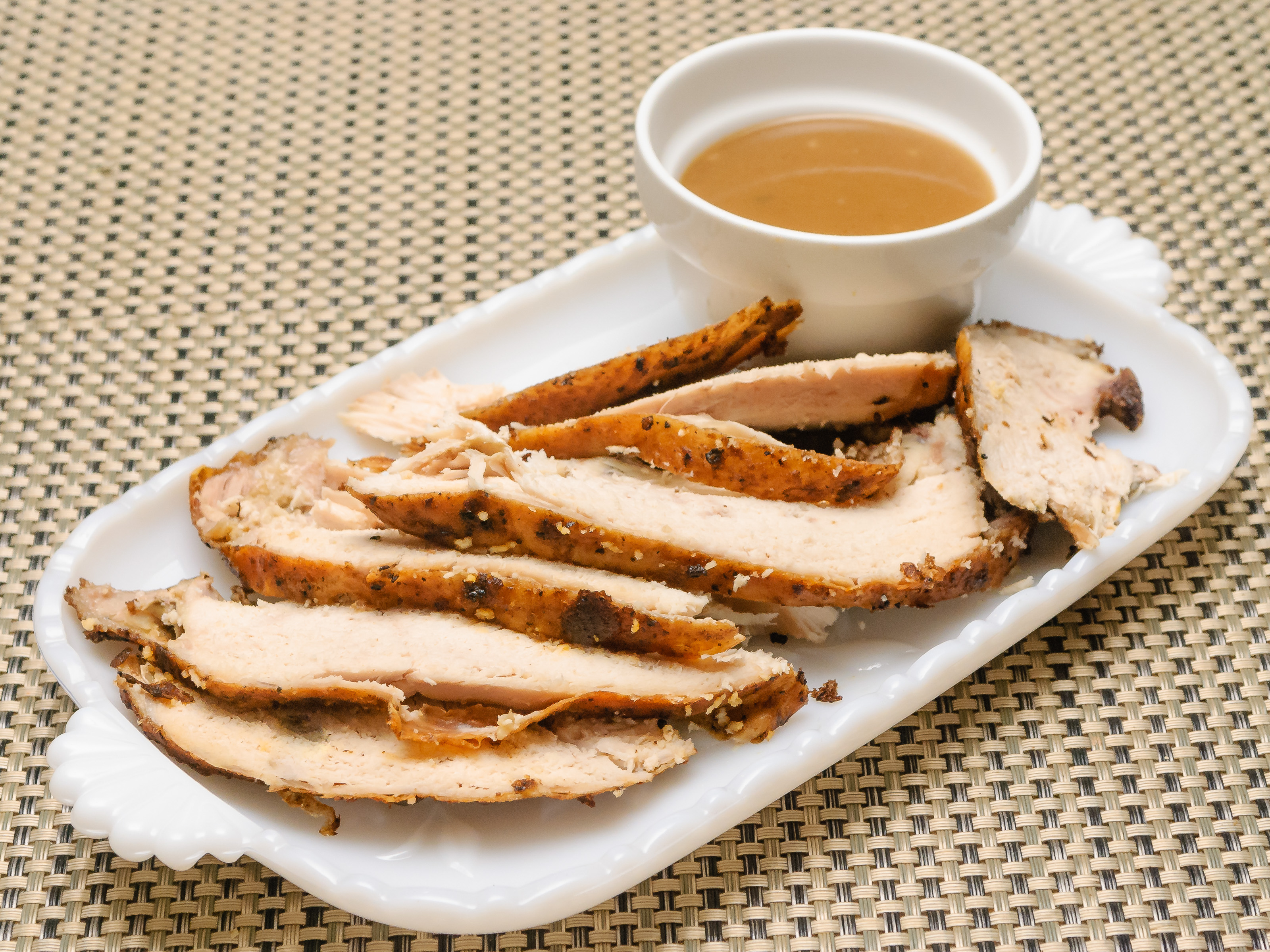 How to Cook a Turkey Breast in the Crock Pot: 9 Steps