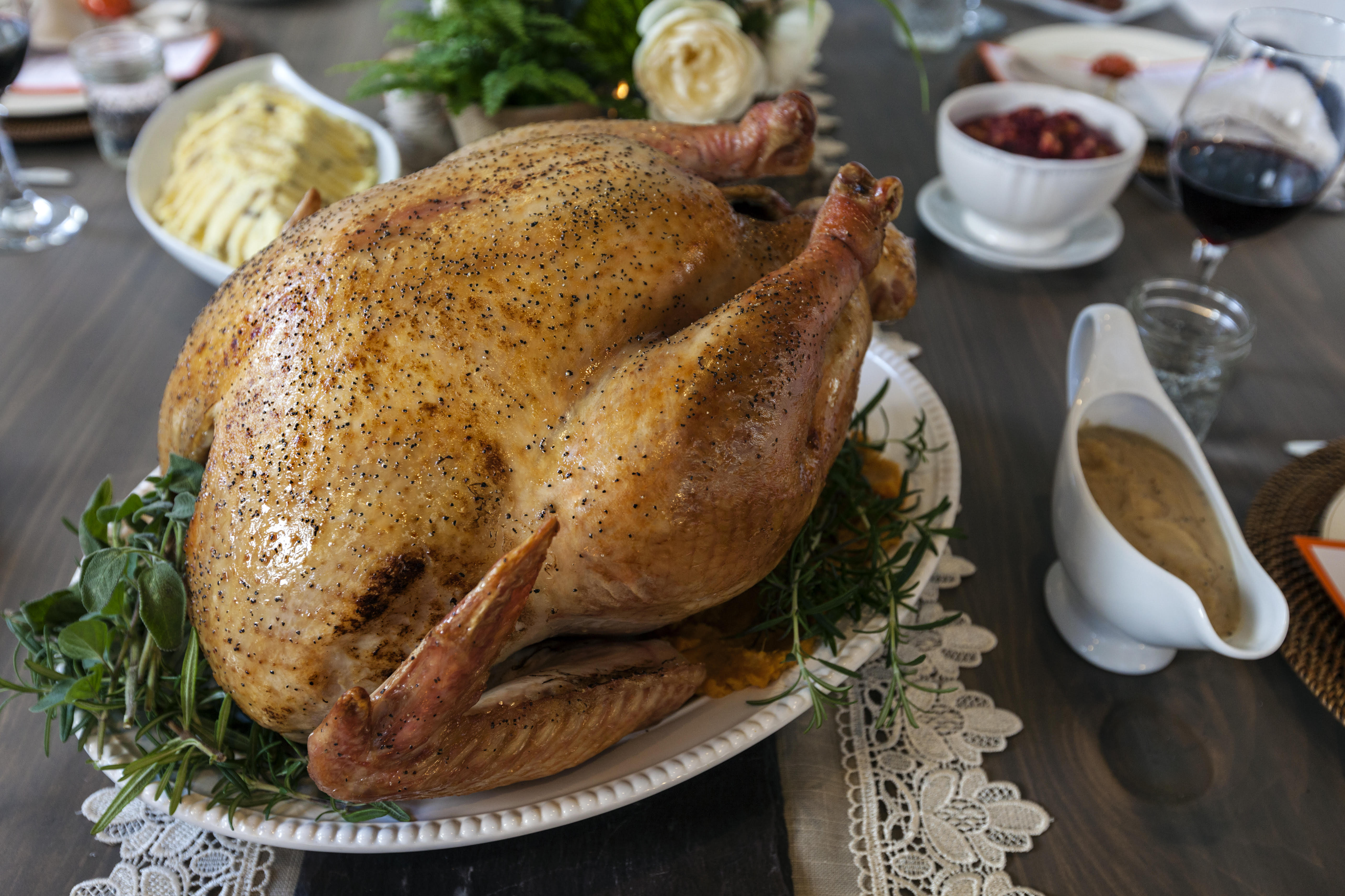 10 Steps to Cooking a Fresh Farm-Raised Turkey | Edible Rhody