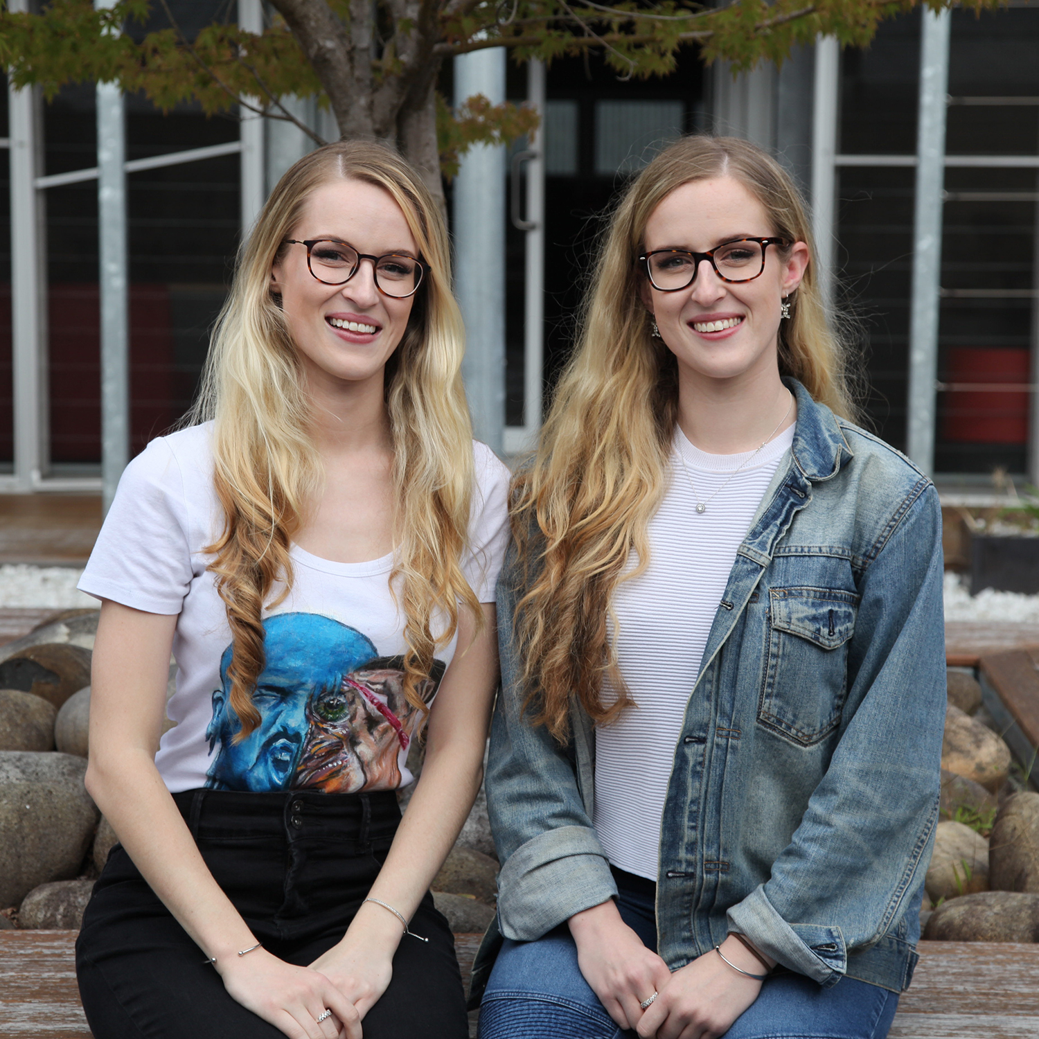 Twin sisters double up on communication degrees / Featured news ...