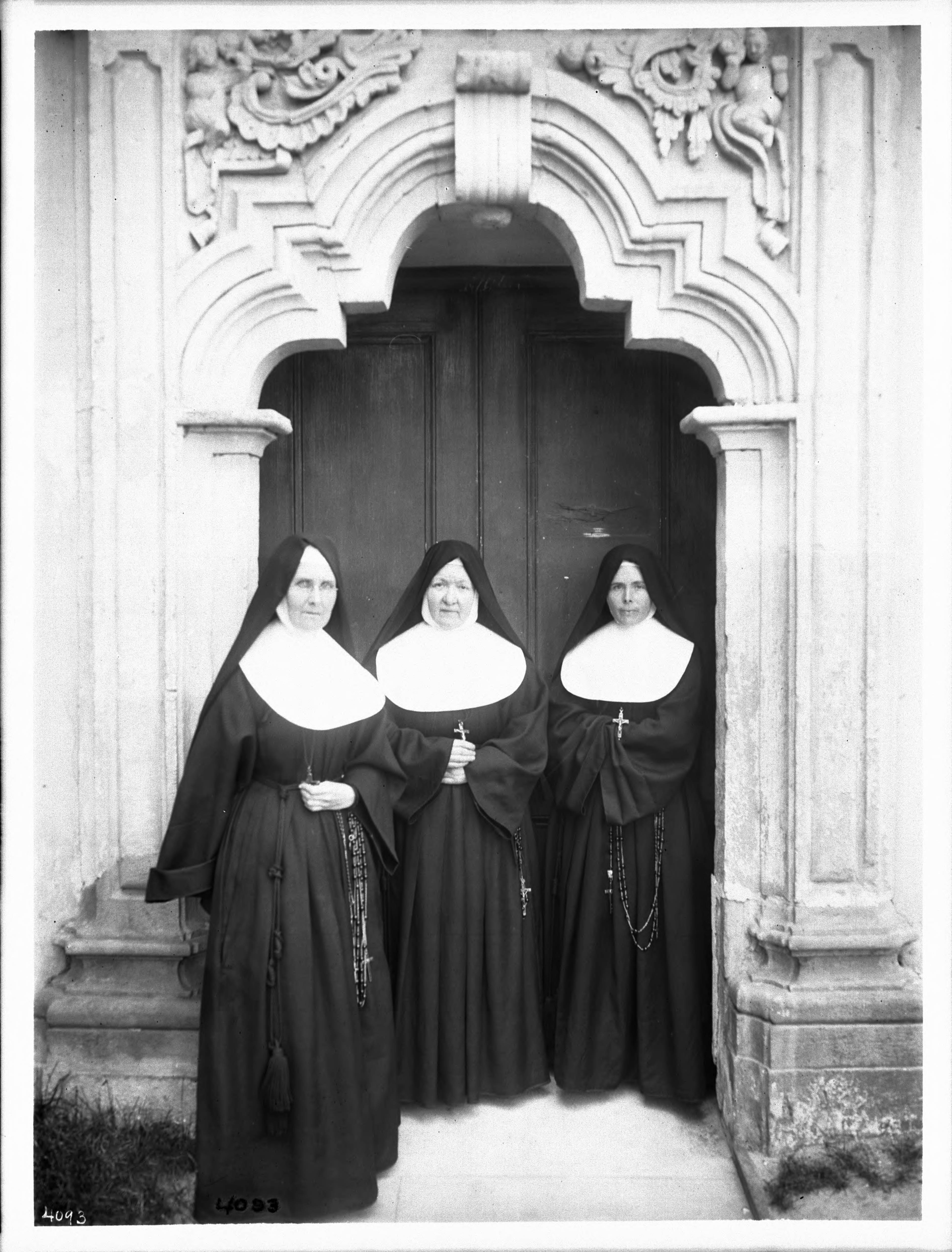 File:Mother Louis, Sister Superior, and two nuns at Mission San ...