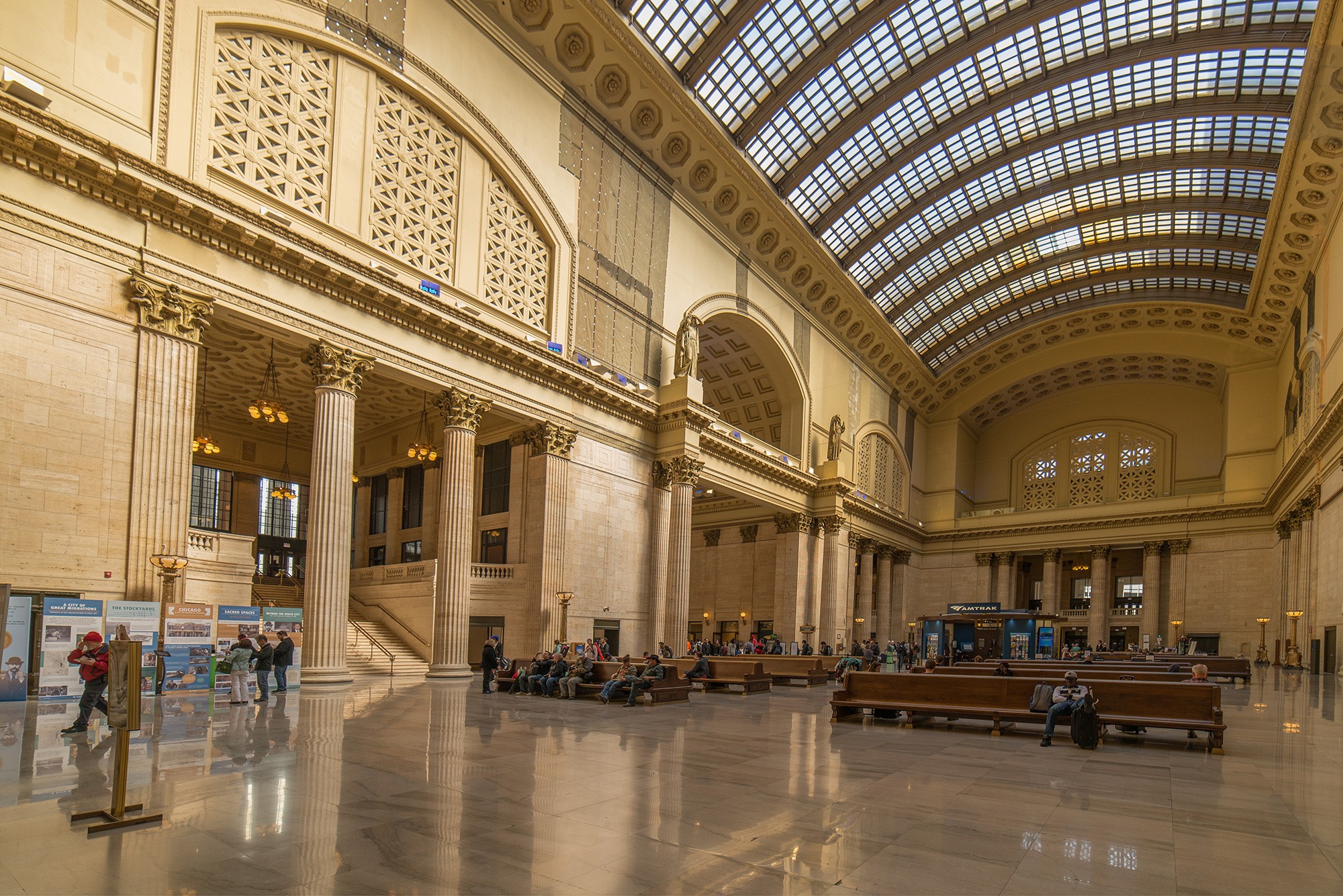 Union Station: Icon of a Great Age · Tours · Chicago Architecture ...
