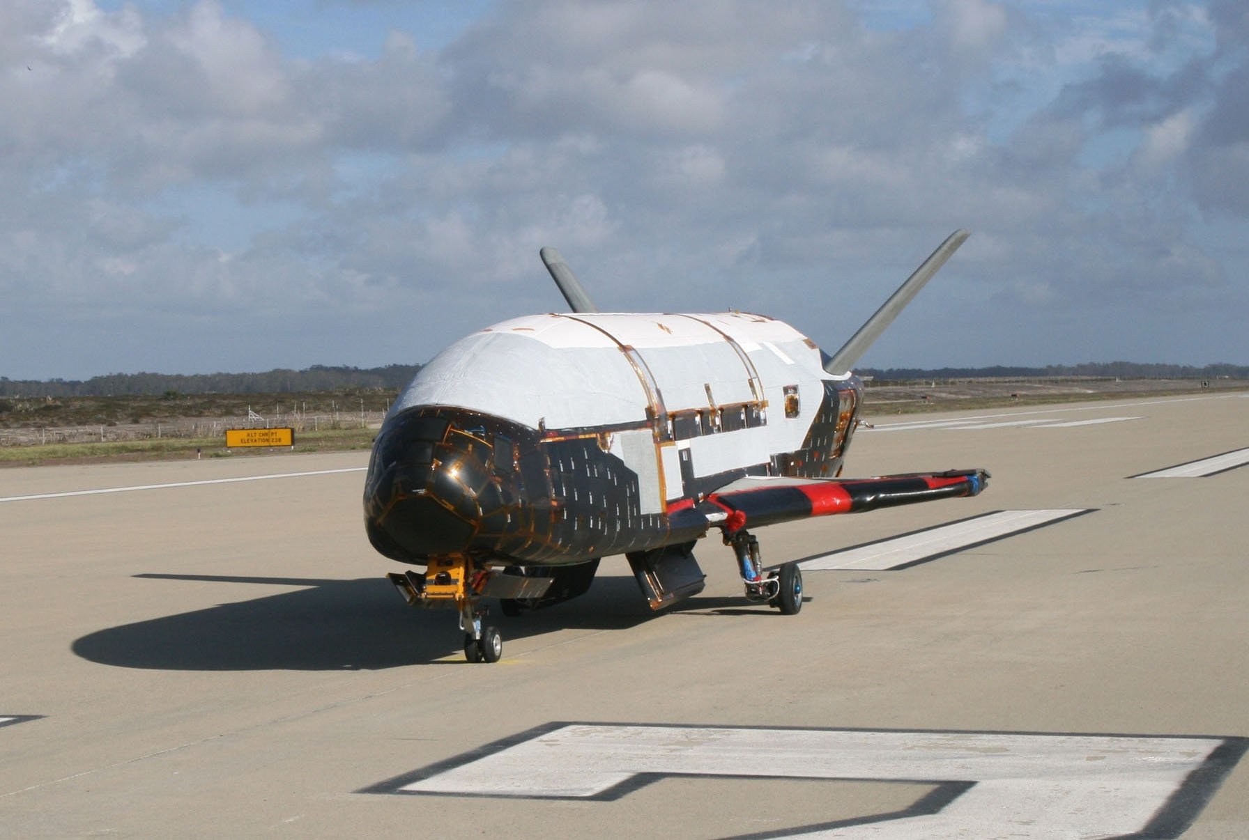 In Orbit two Years, Mysterious U.S. Military Spacecraft Returns to Earth