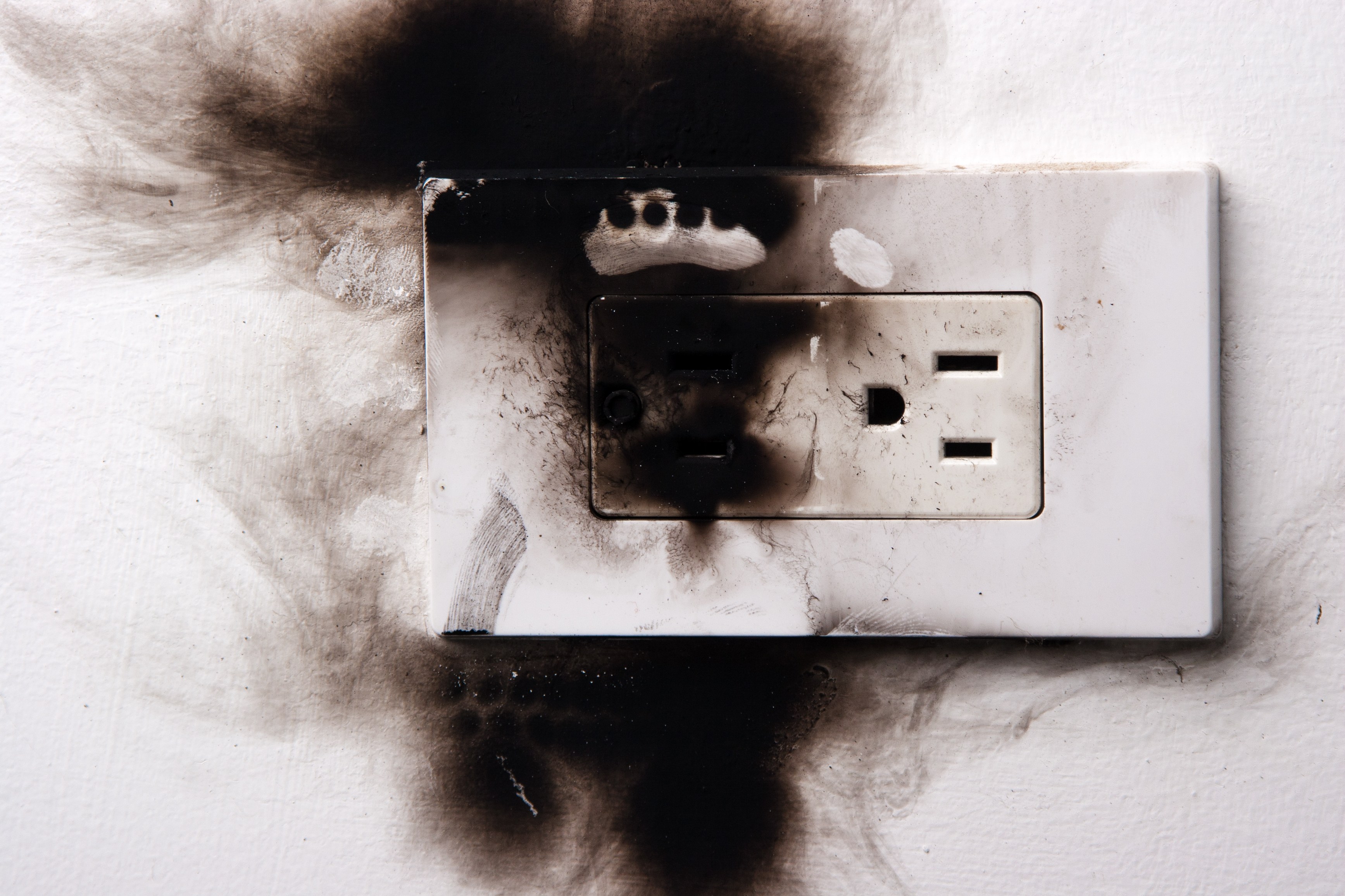 Does Your Home Have Any of These 9 Dangerous Electrical Outlets? -