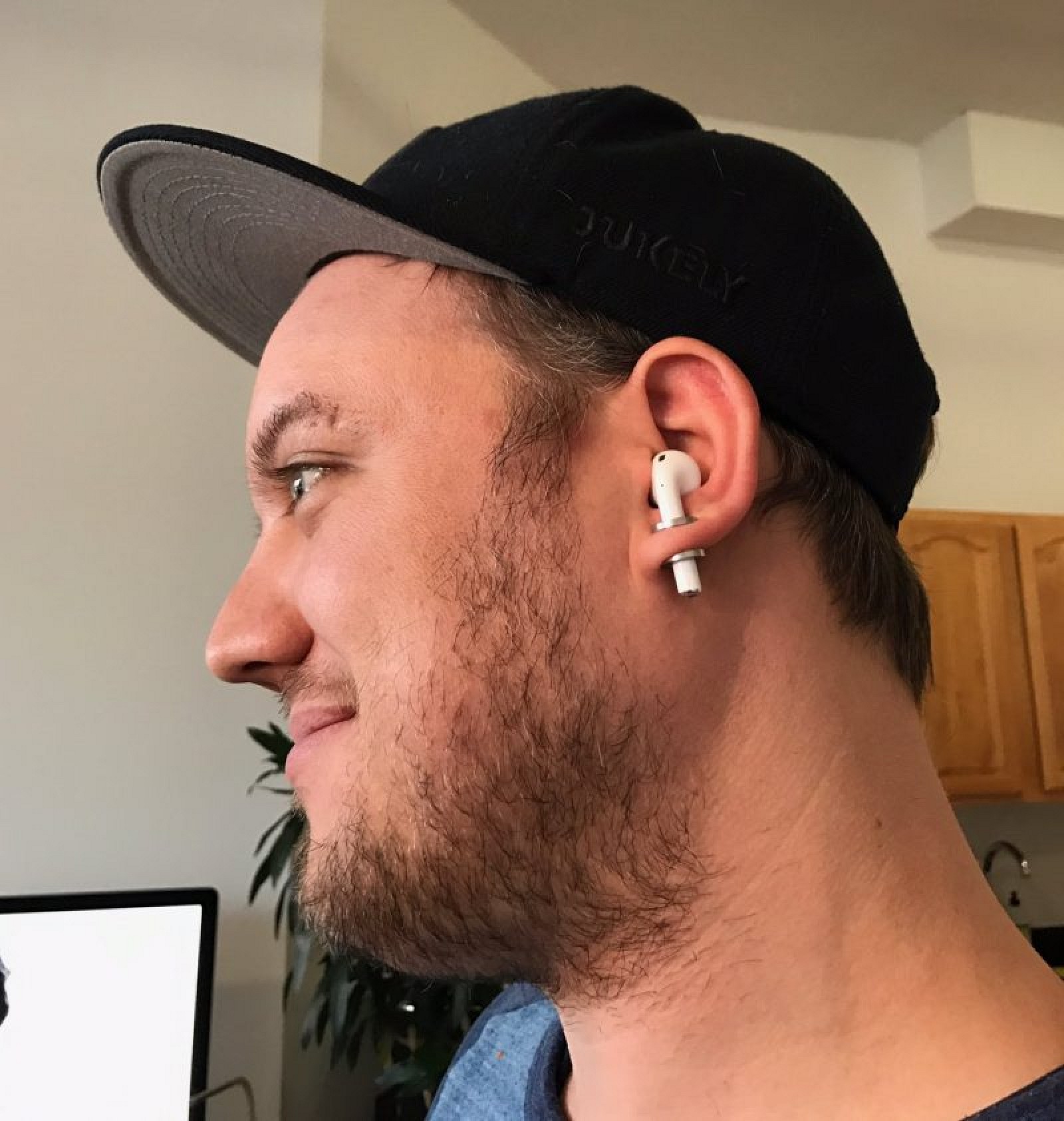 Man Turns to Body Modification to Keep AirPods Held in Place - Mac ...