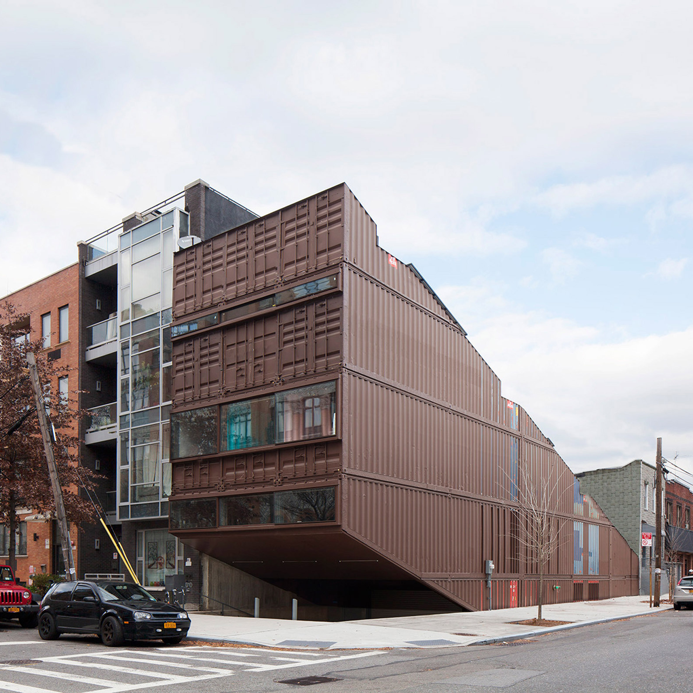 LOT-EK slices shipping-container stack to form Williamsburg home