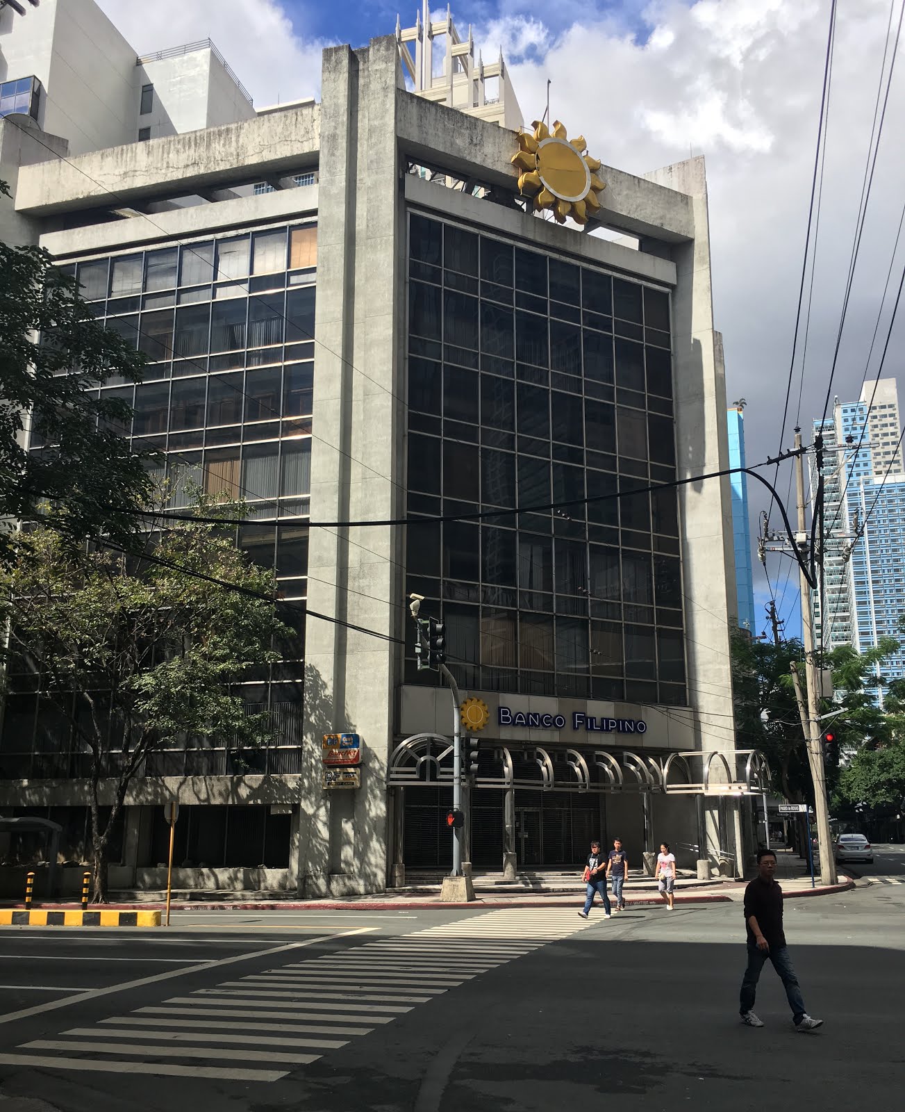 My Pinoy Urban Day: Derelict buildings in Metro Manila and why they ...