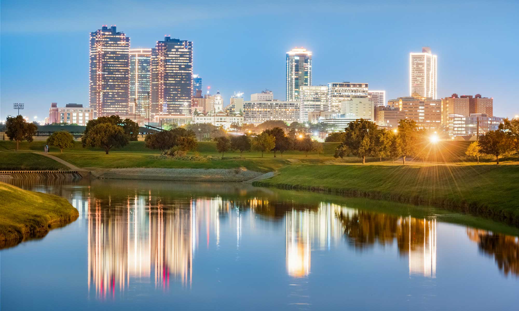 4000 Hulen Urban Apartment Homes | SW Fort Worth, TX Apartments near ...