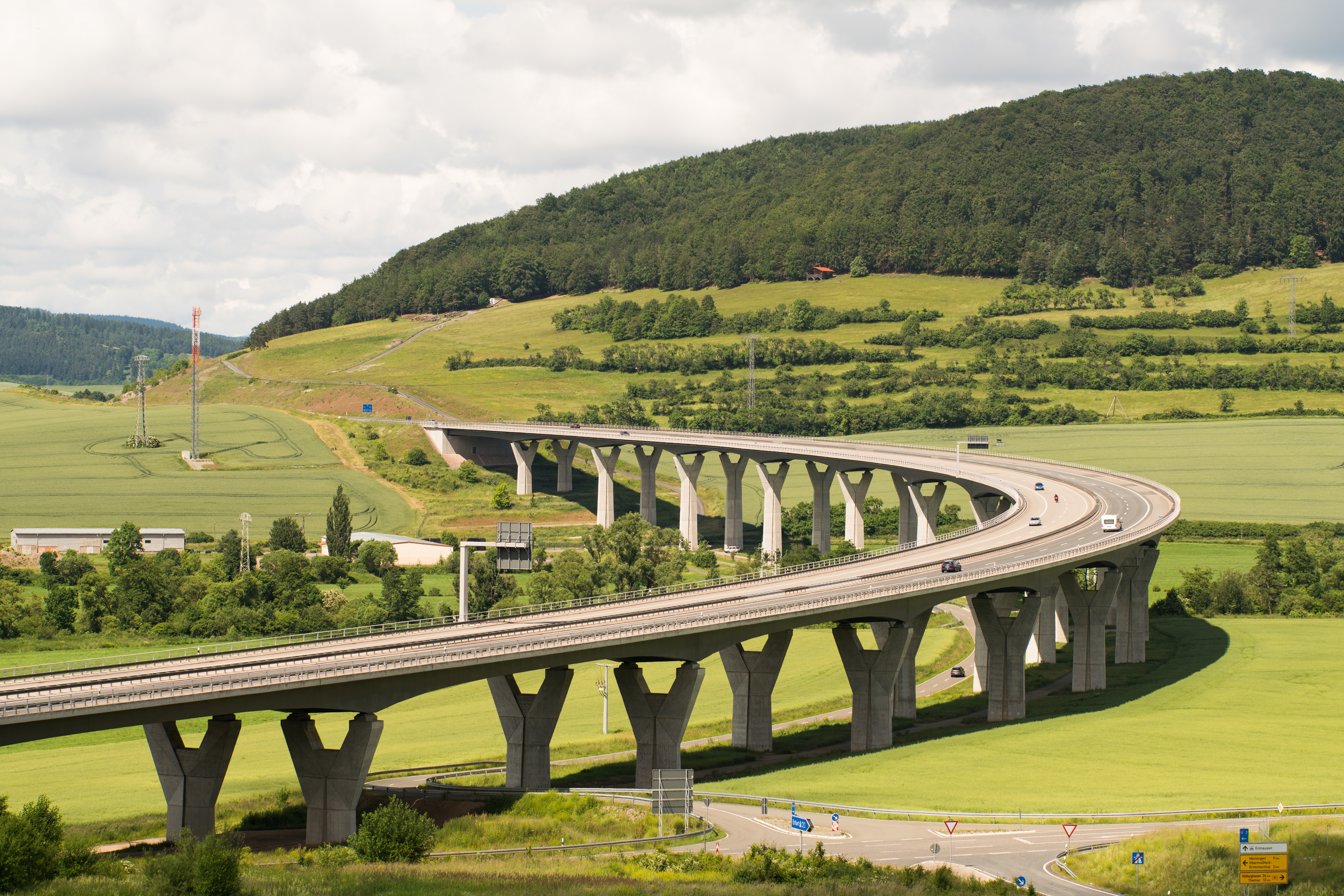 Мостоу. Мост Мийо Франция. Виадук в Германии. Мост виадук Австрия. Люксембург мост виадук.