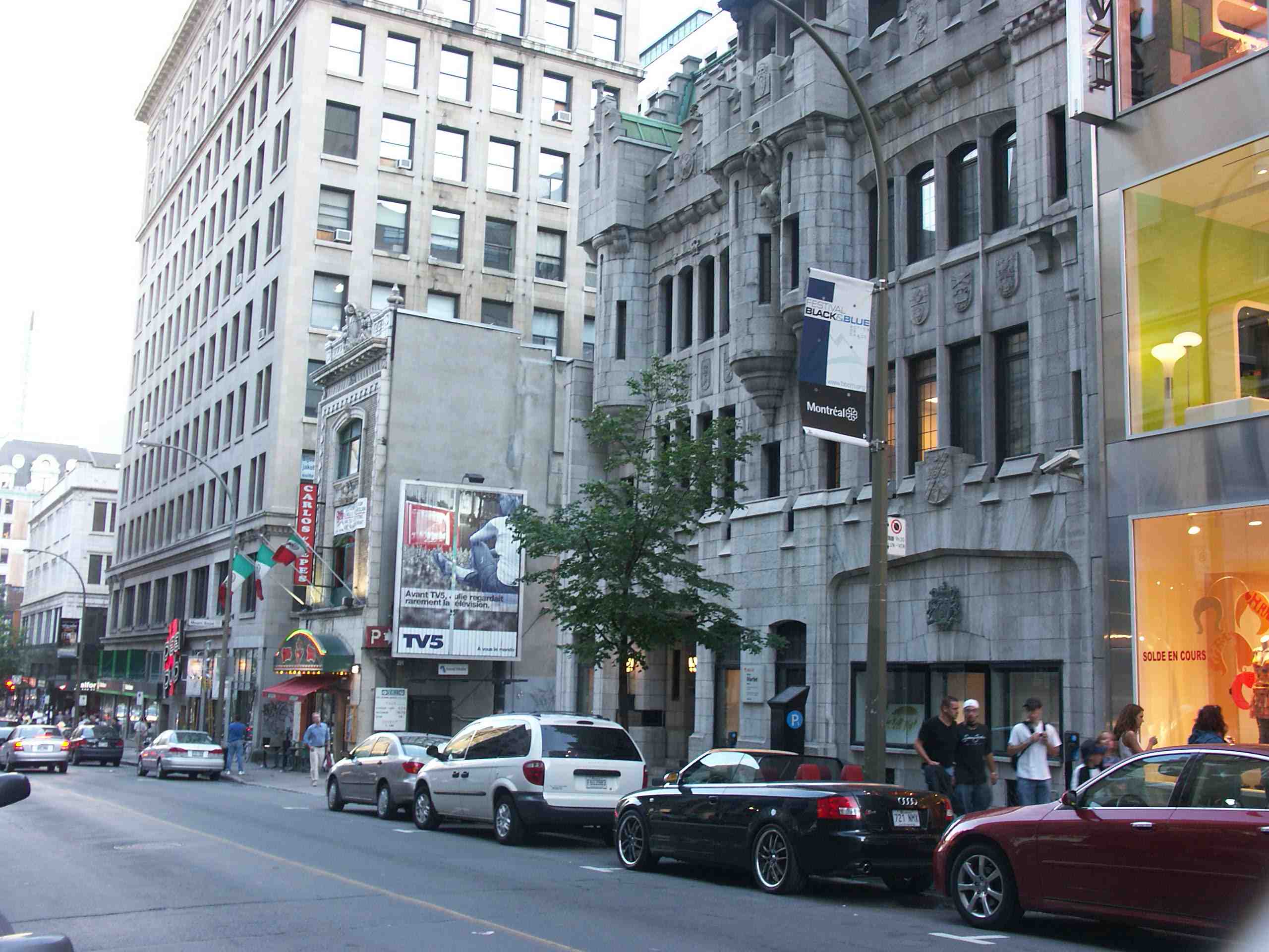 File:Peel Street, Montreal 2005-09-02.jpg - Wikimedia Commons
