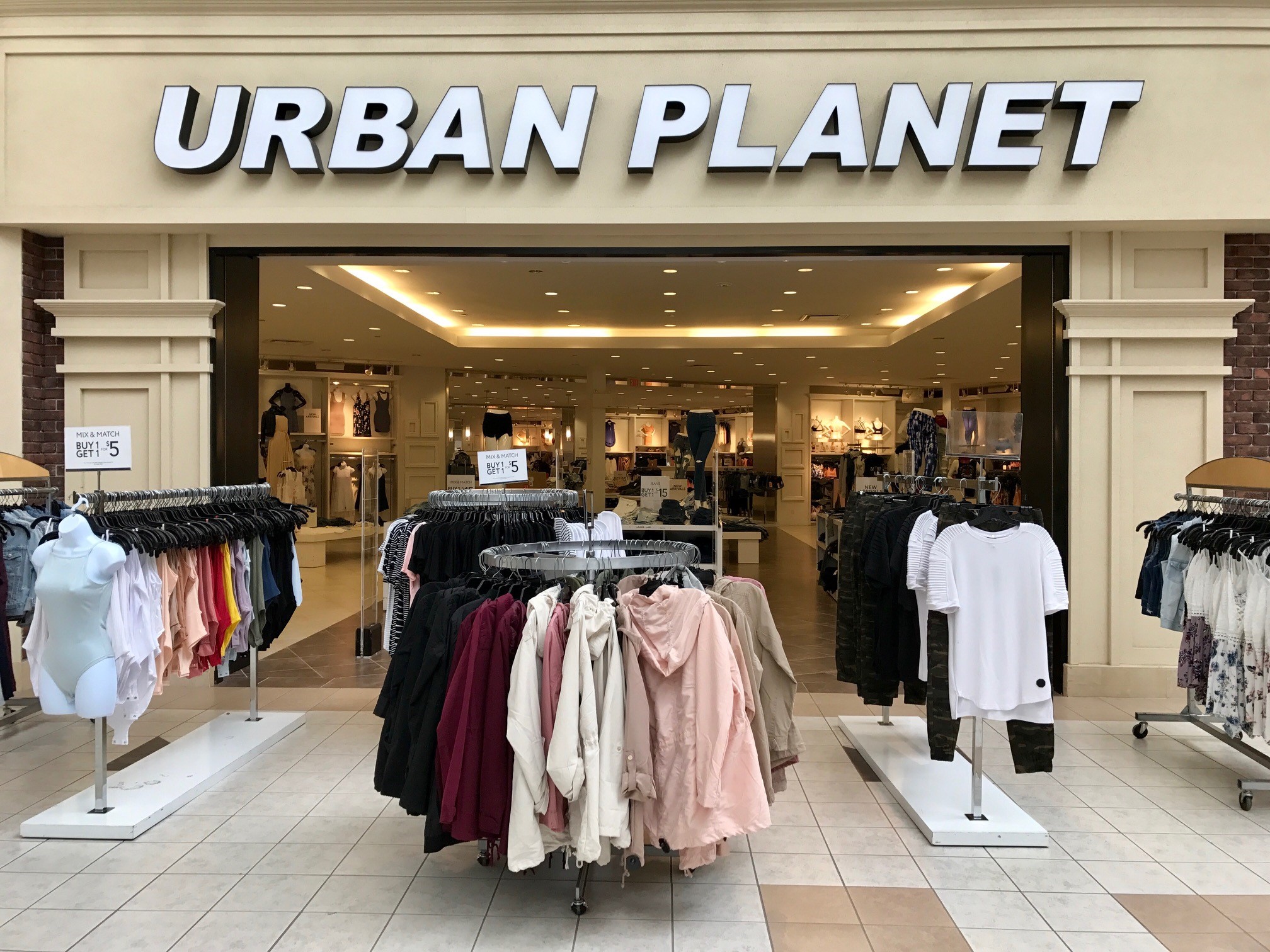 Urban Planet - Nanaimo North Town Centre | Shopping Mall