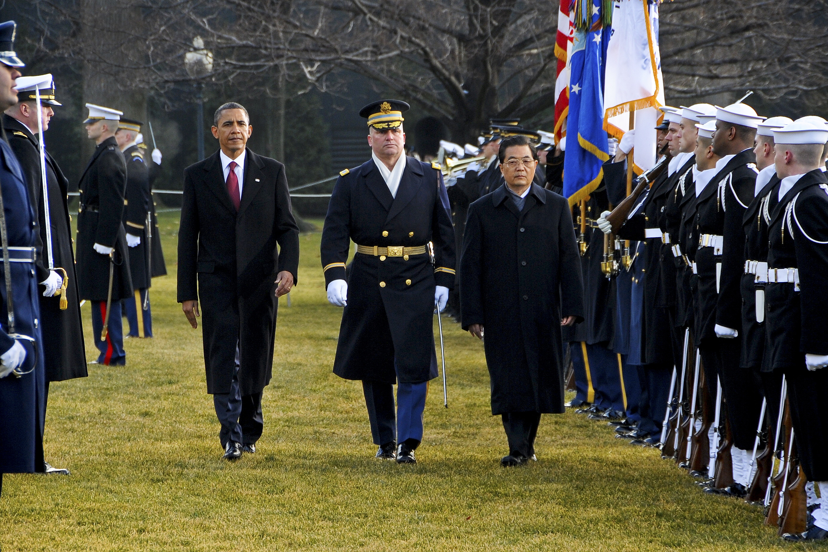 File:Flickr - The U.S. Army - Honor Guard review.jpg - Wikimedia Commons