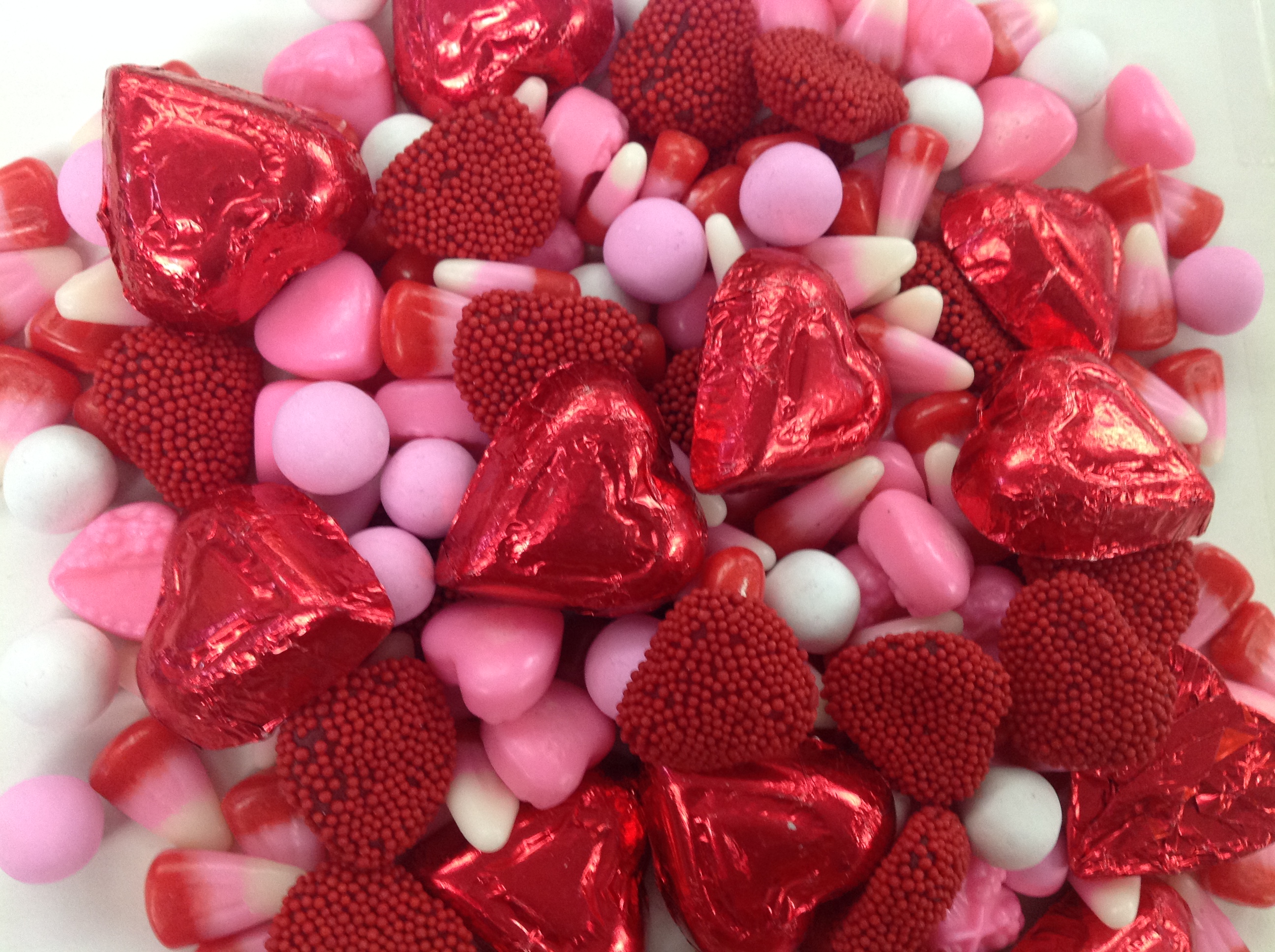 Valentine Candy – Quotes & Wishes for Valentine's Week