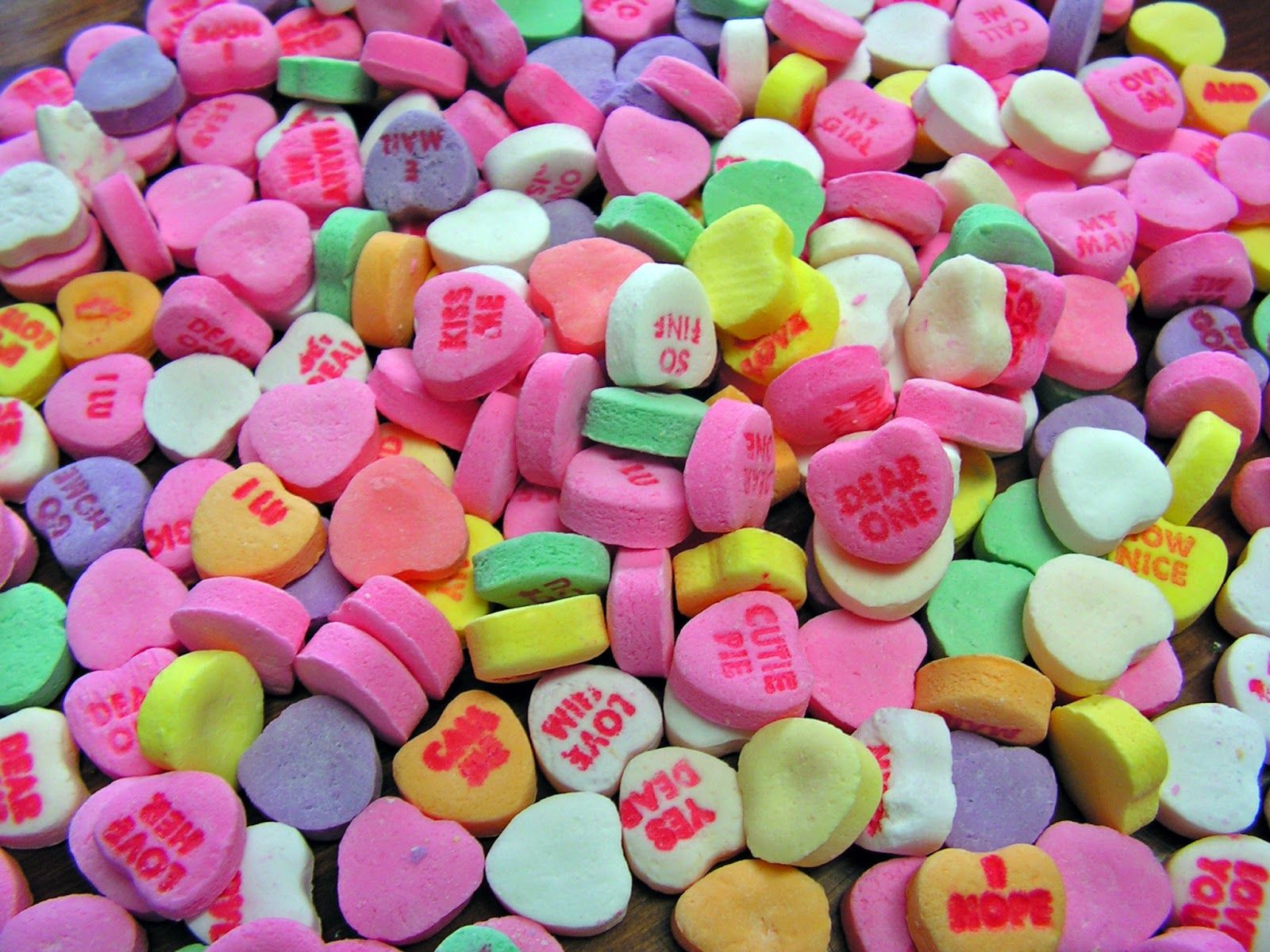 Valentines Day Candy Hearts Wallpaper | já | Pinterest | Paper cover ...