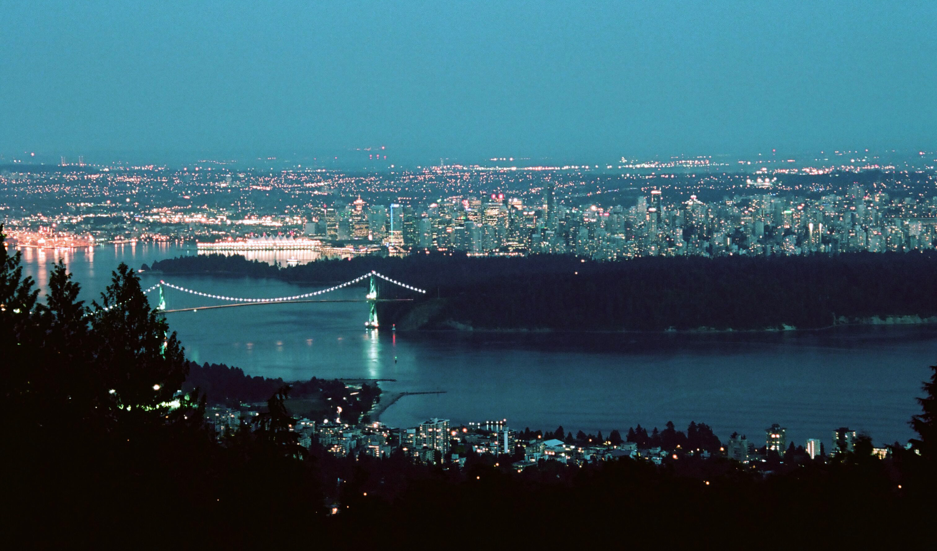 Vancouver skyline, night photo