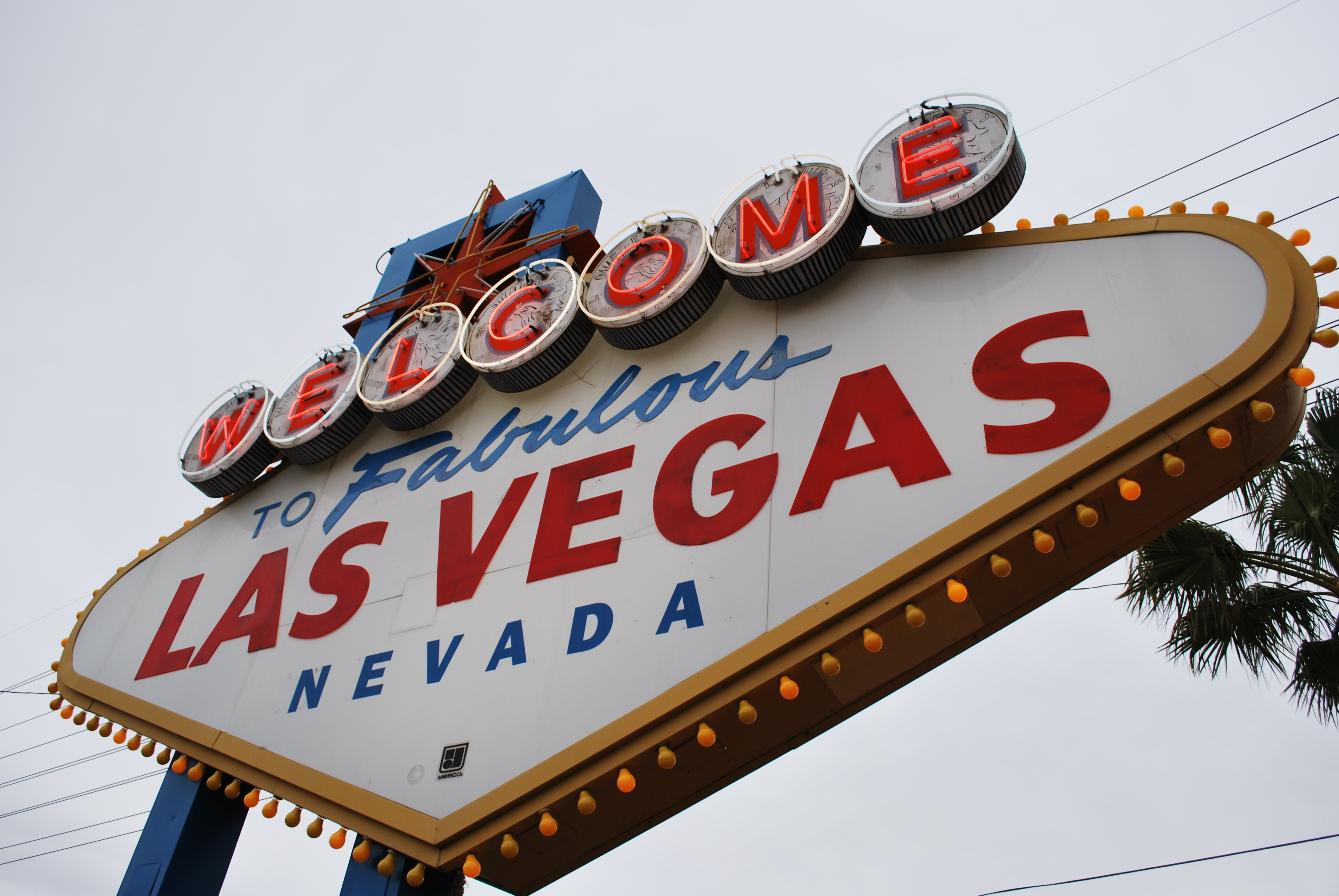 Vegas sign photo
