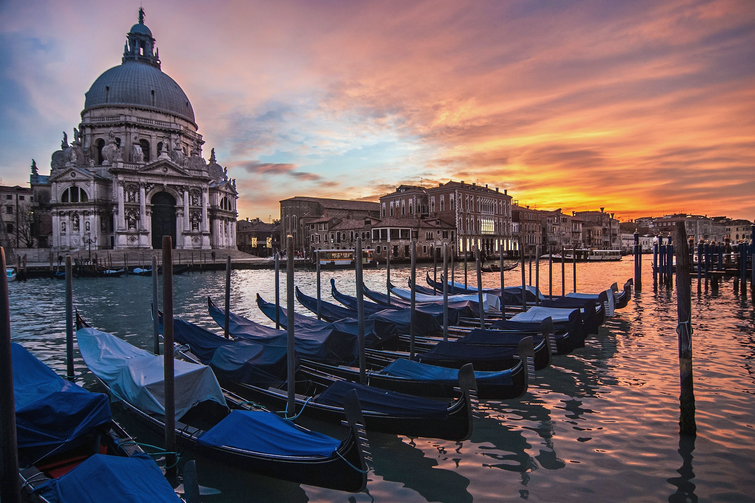 10 Venice Travel Tips Designed to Save Time and Money