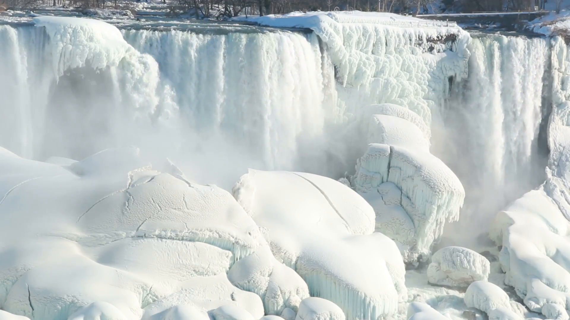 Niagara Falls Winter Snow 2. The American Falls section of Niagara ...