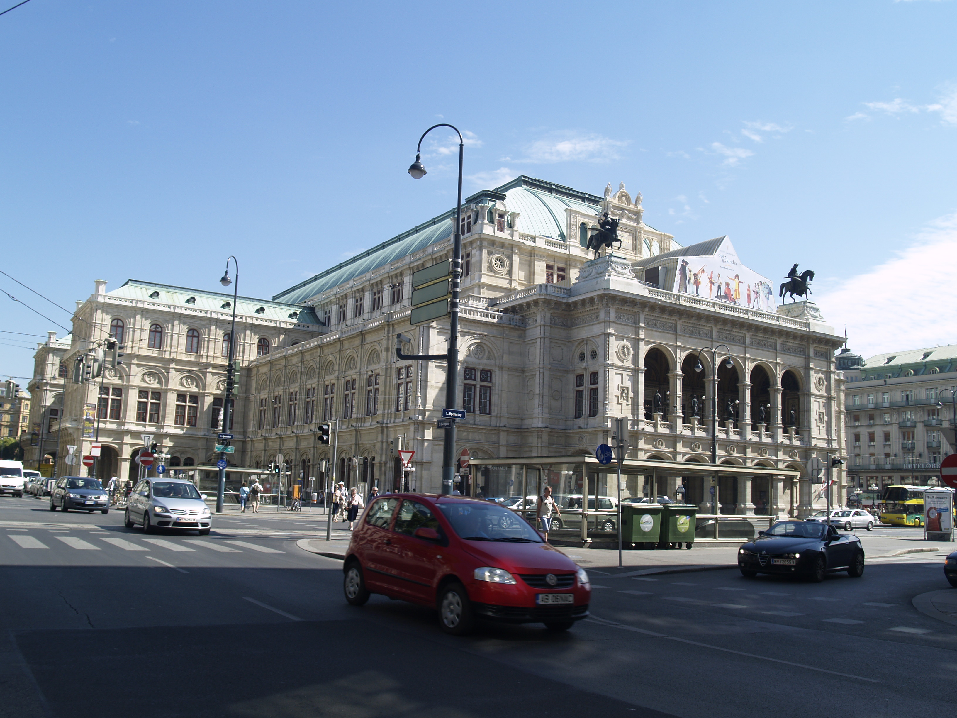 Vienna - state opera photo
