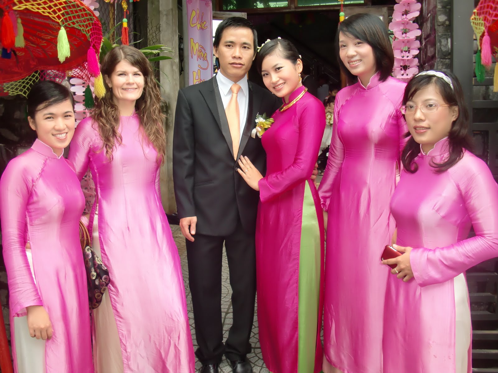 Sarah's Vietnam Adventure: Vietnamese Weddings