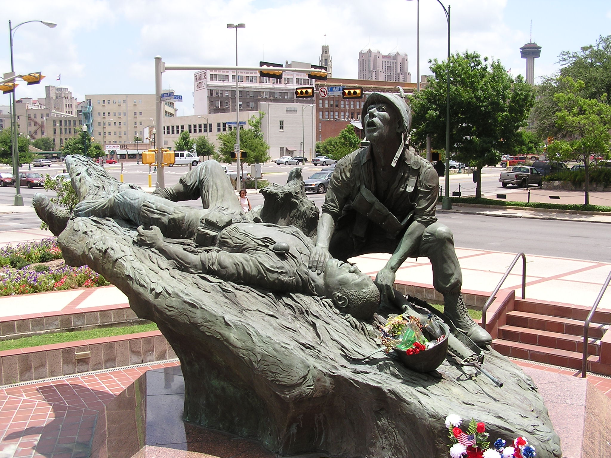 File:San Antonio Texas Vietnam Veterans Memorial 1.JPG - Wikimedia ...