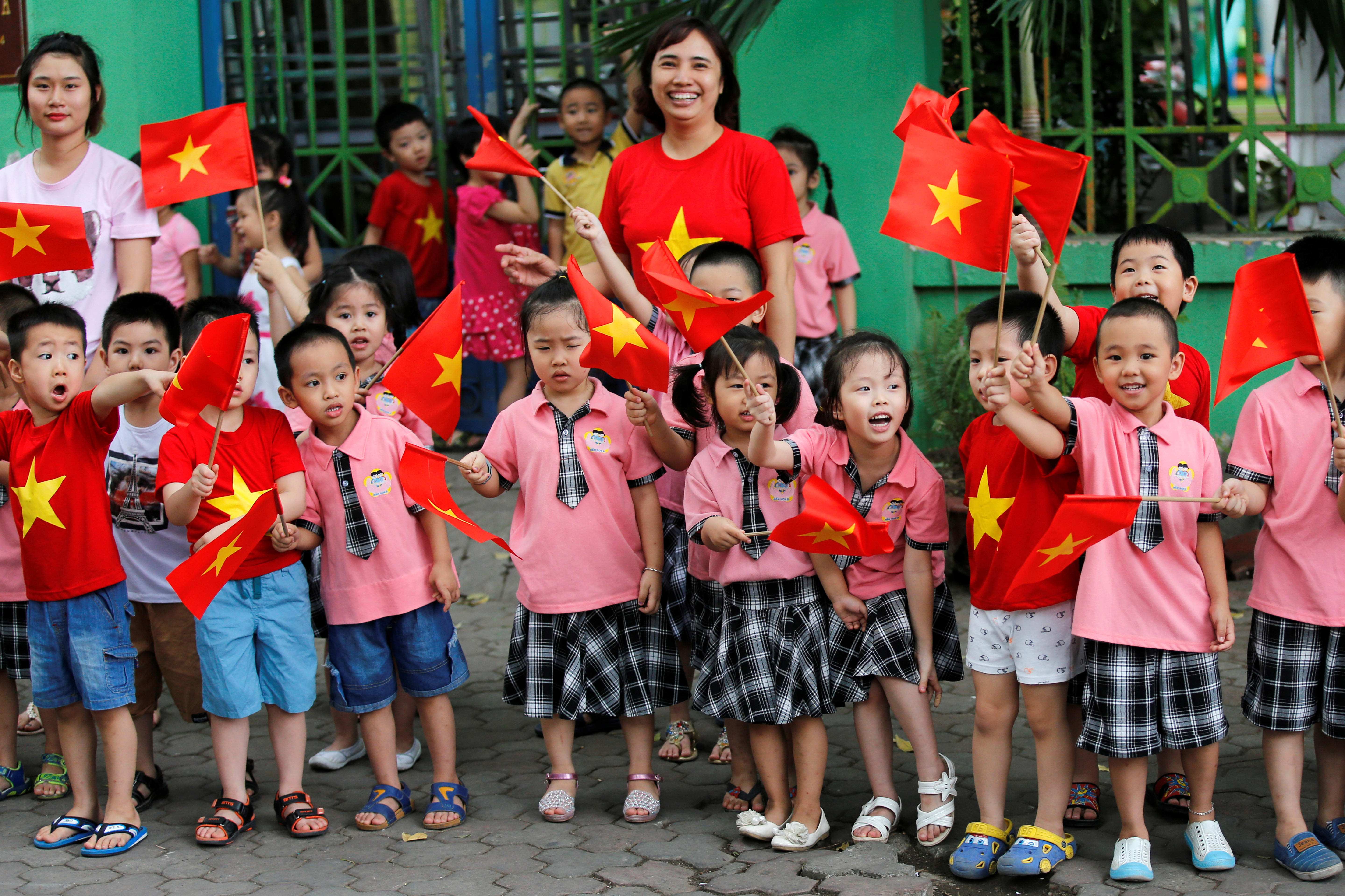 Children of Vietnamese refugees return home | PBS NewsHour Extra