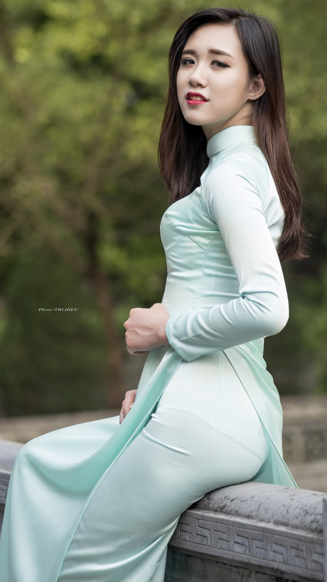 Vietnamese long dress | Girl Women Lady | Pinterest | Ao dai, Asian ...