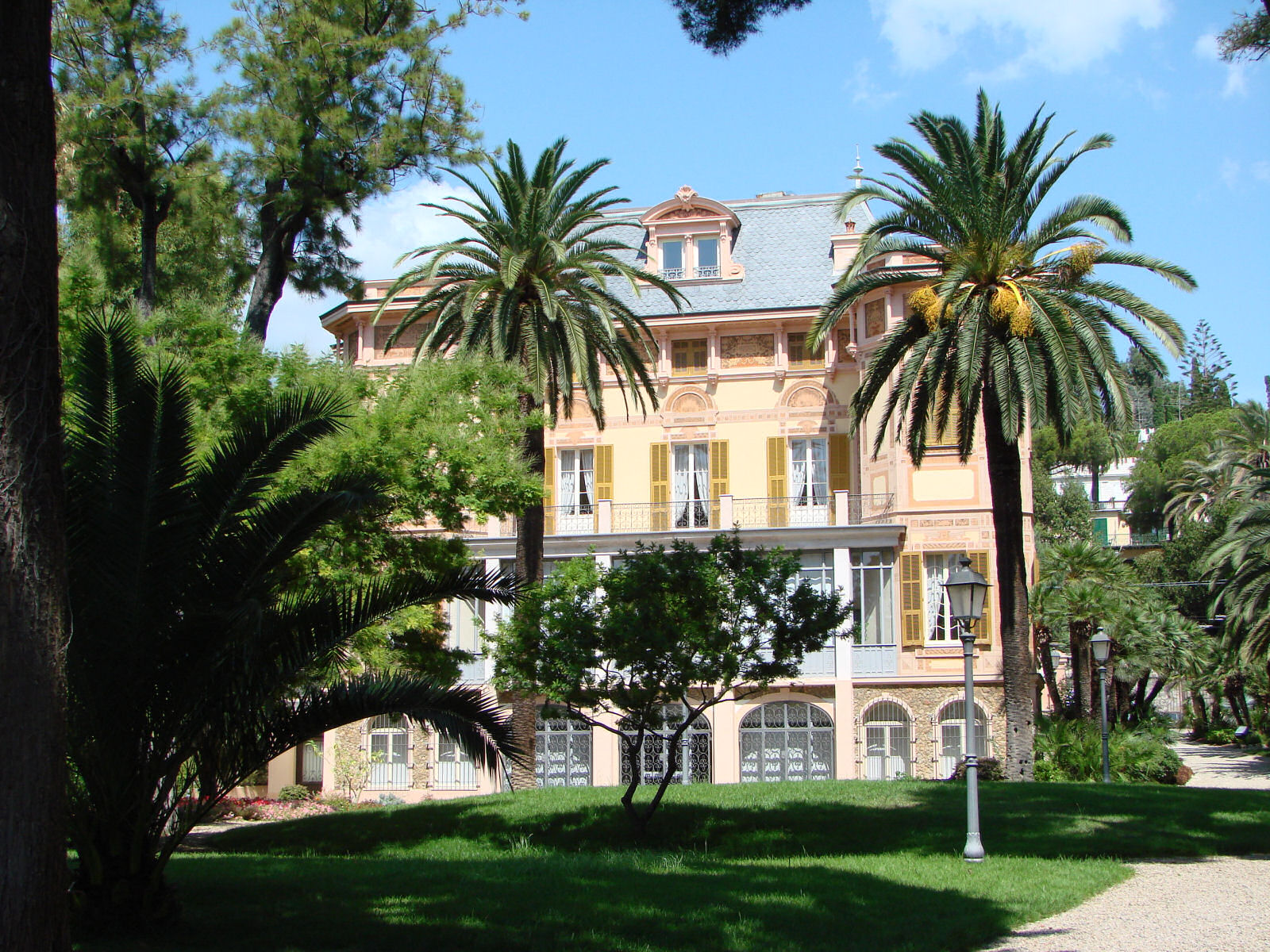 File:Alfred Nobel - Villa in Sanremo.jpg - Wikimedia Commons