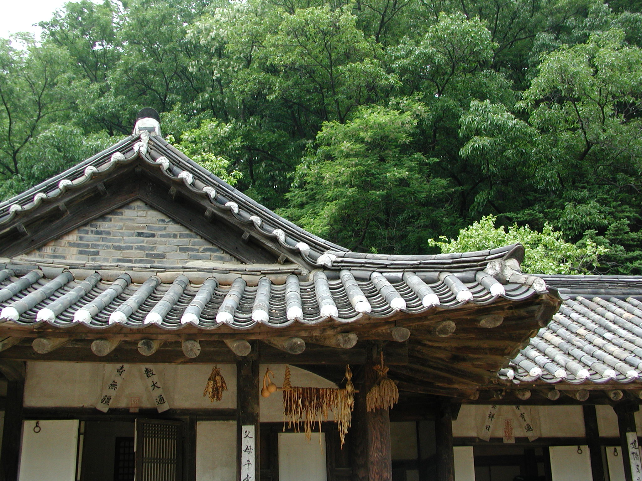 File:Korean.Folk.Village-Minsokchon-17.jpg - Wikimedia Commons