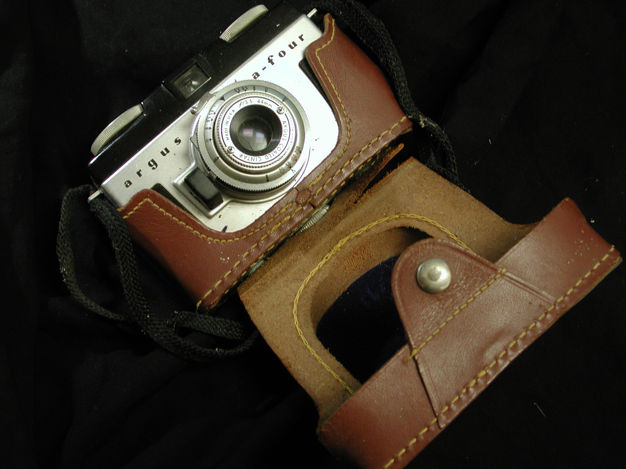 Argus A-Four Coated Cintar Vintage Camera with Leather Case ...