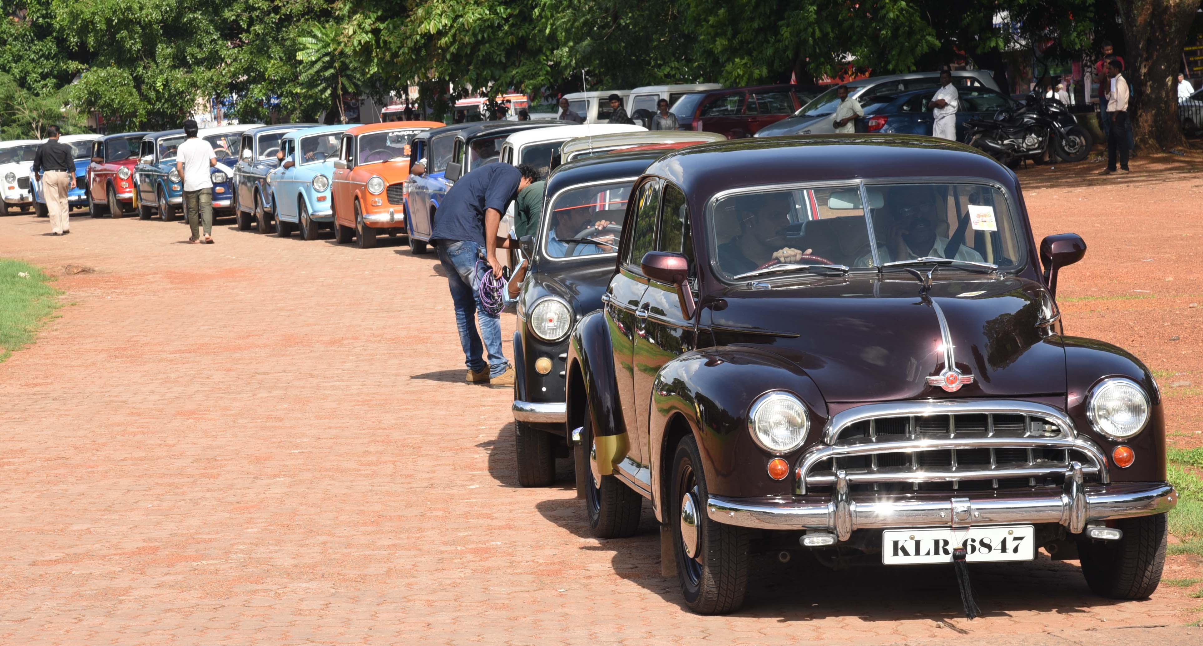 Vintage Car Rally At Thrissur !!! - YouTube