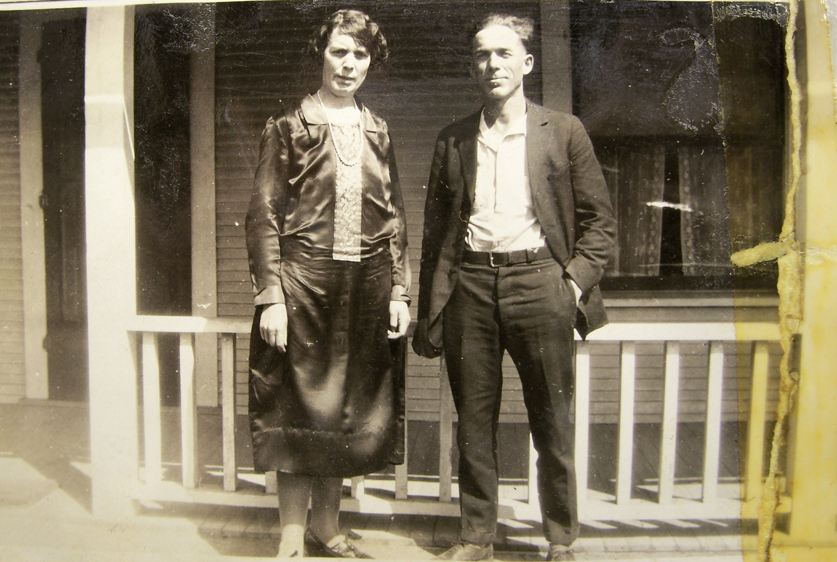 File:Vintage man and woman.jpg - Wikimedia Commons