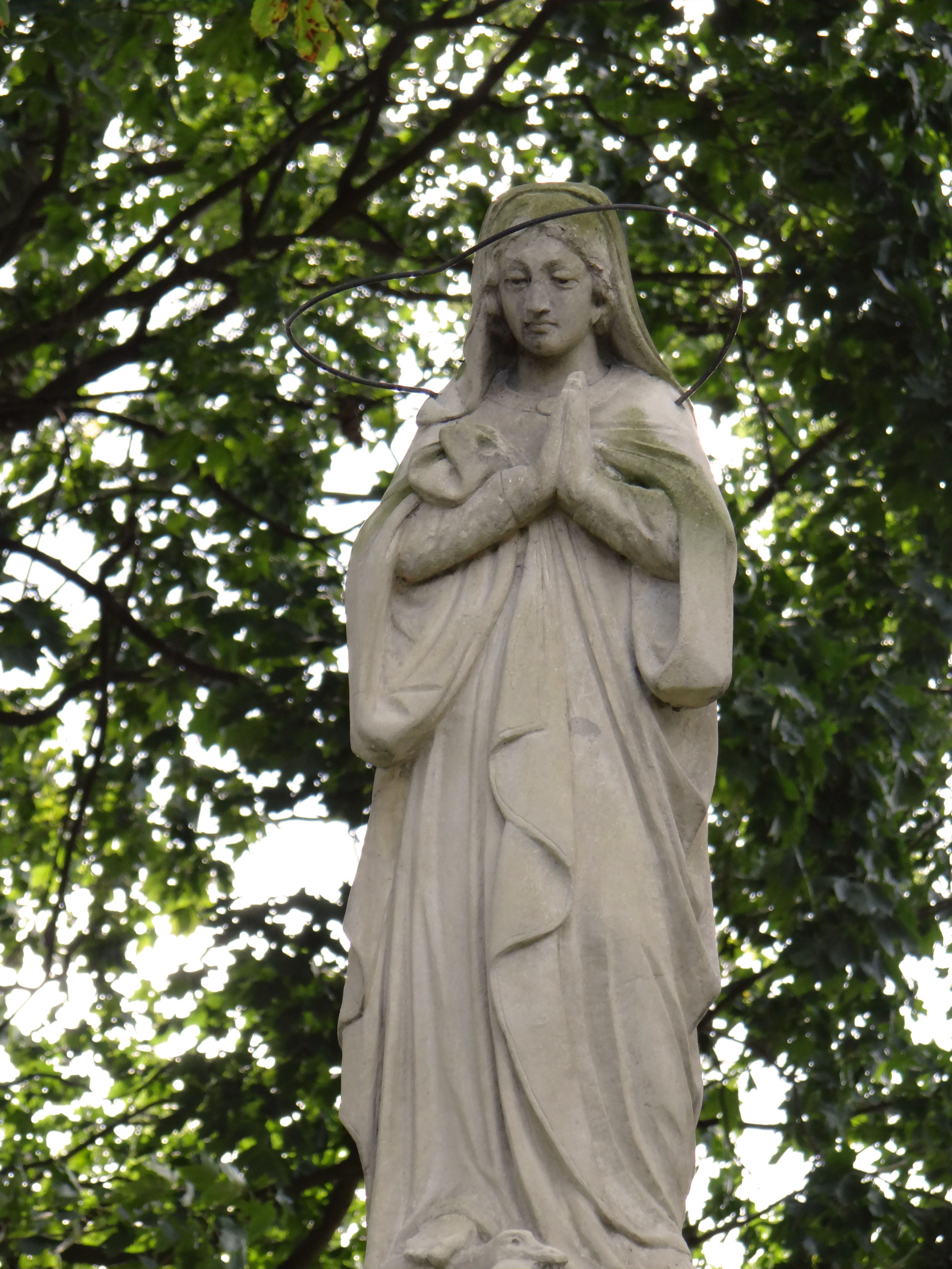 File:Cemetery in Wisznice (closed) – Statue of Virgin Mary - 02.jpg ...