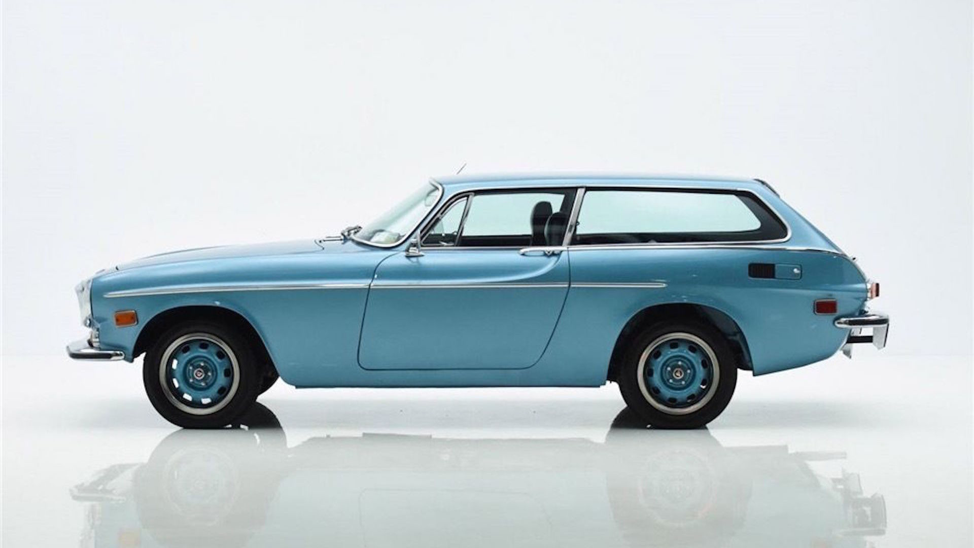 Volvo 1800 ES eBay find is a sweet Swede in bodacious blue