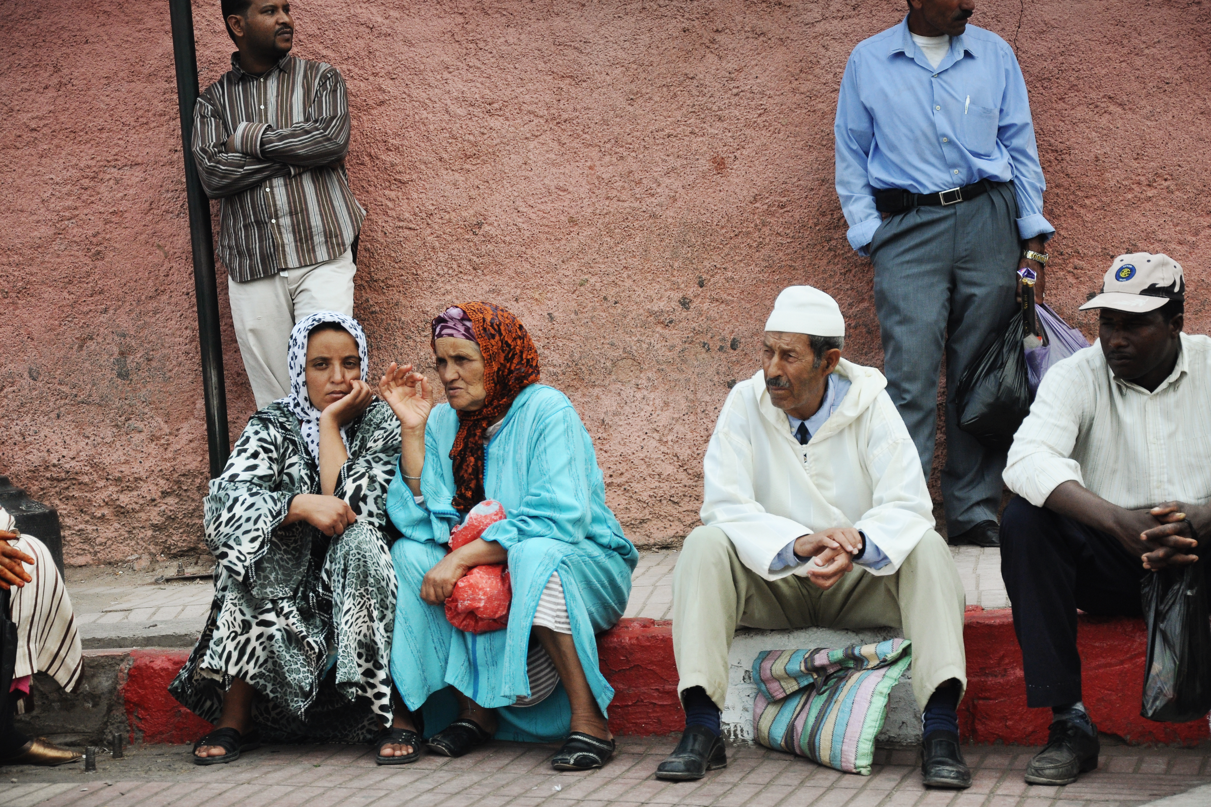 Waiting for public transport, Africa, Morocco, Waiting, Travel, HQ Photo