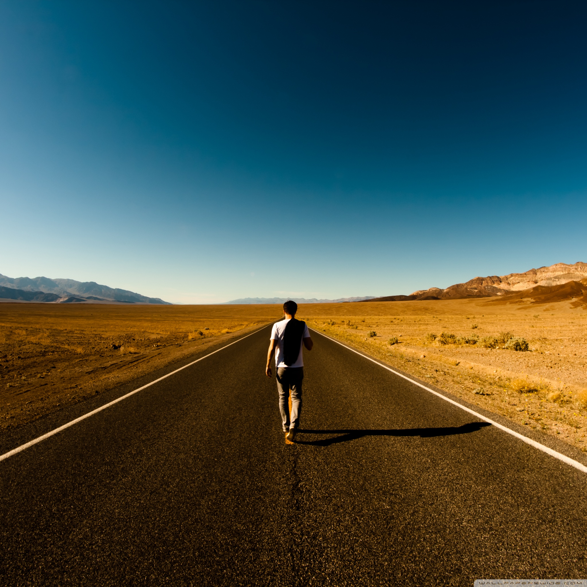 Man On The Road ❤ 4K HD Desktop Wallpaper for • Dual Monitor ...