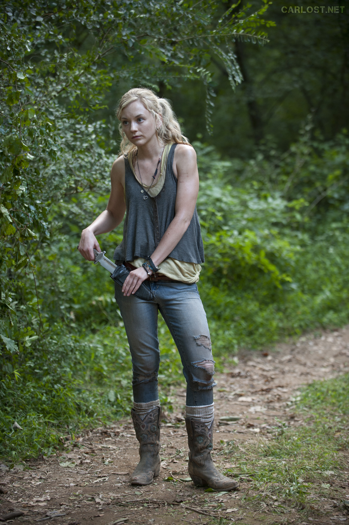 Petite Outfit Ideas: Outfit Inspired by Beth from Walking Dead ...
