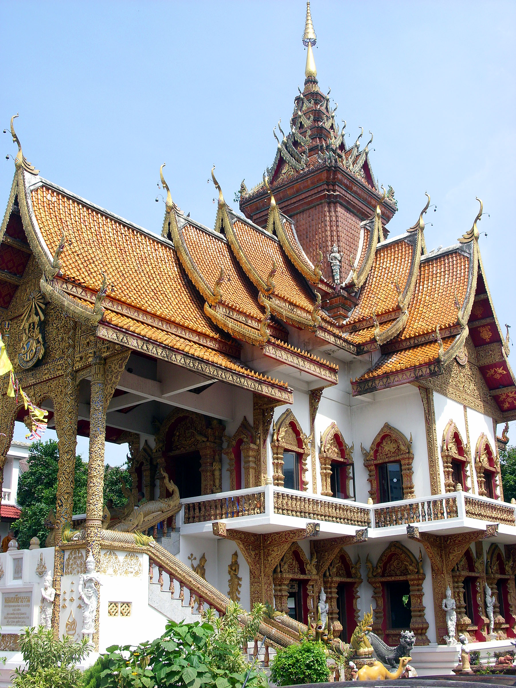 Wat bupparam buddhist temple, thailand photo