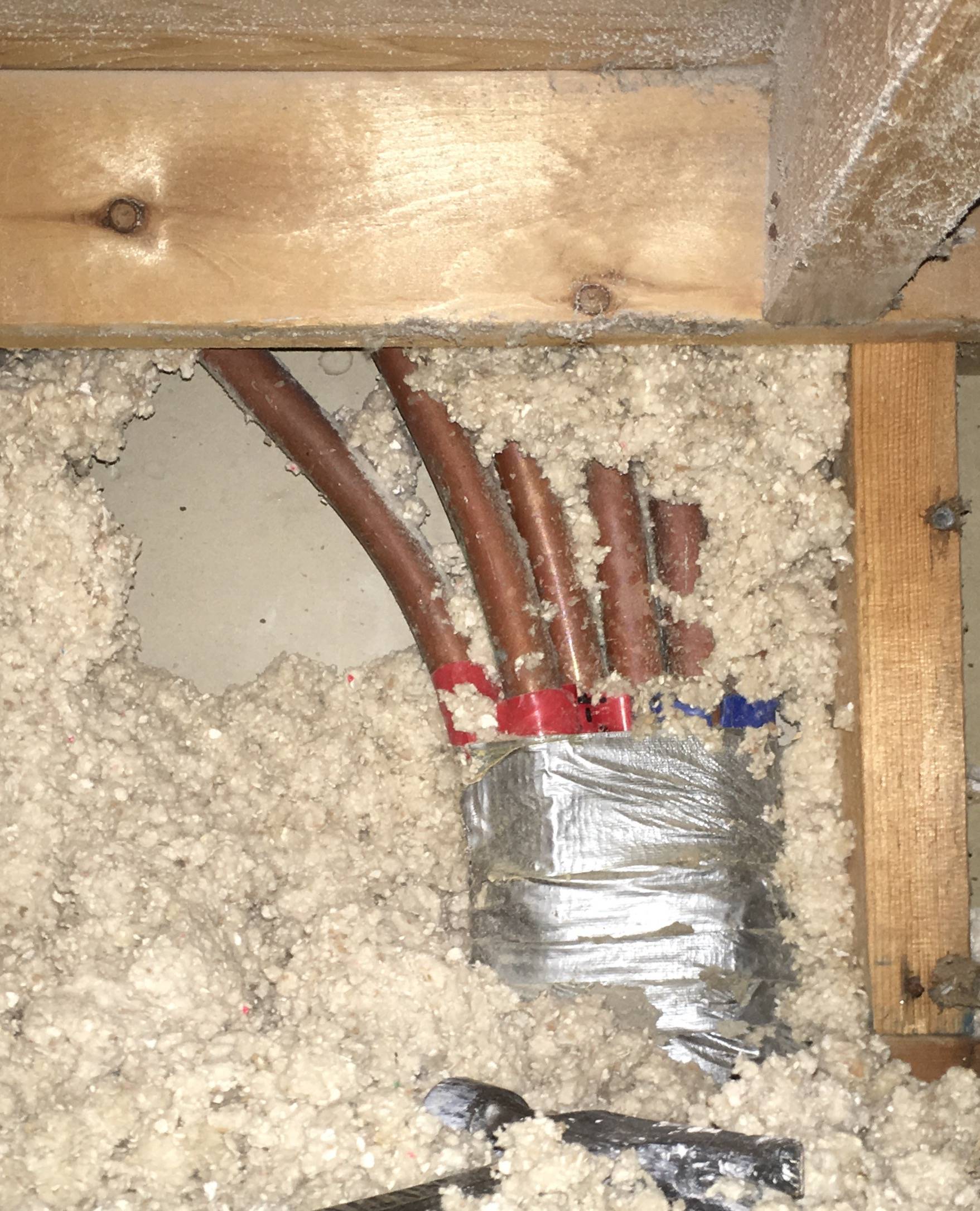 plumbing - .5 inch copper pipe leaking at slab, .75 inch pipe from ...
