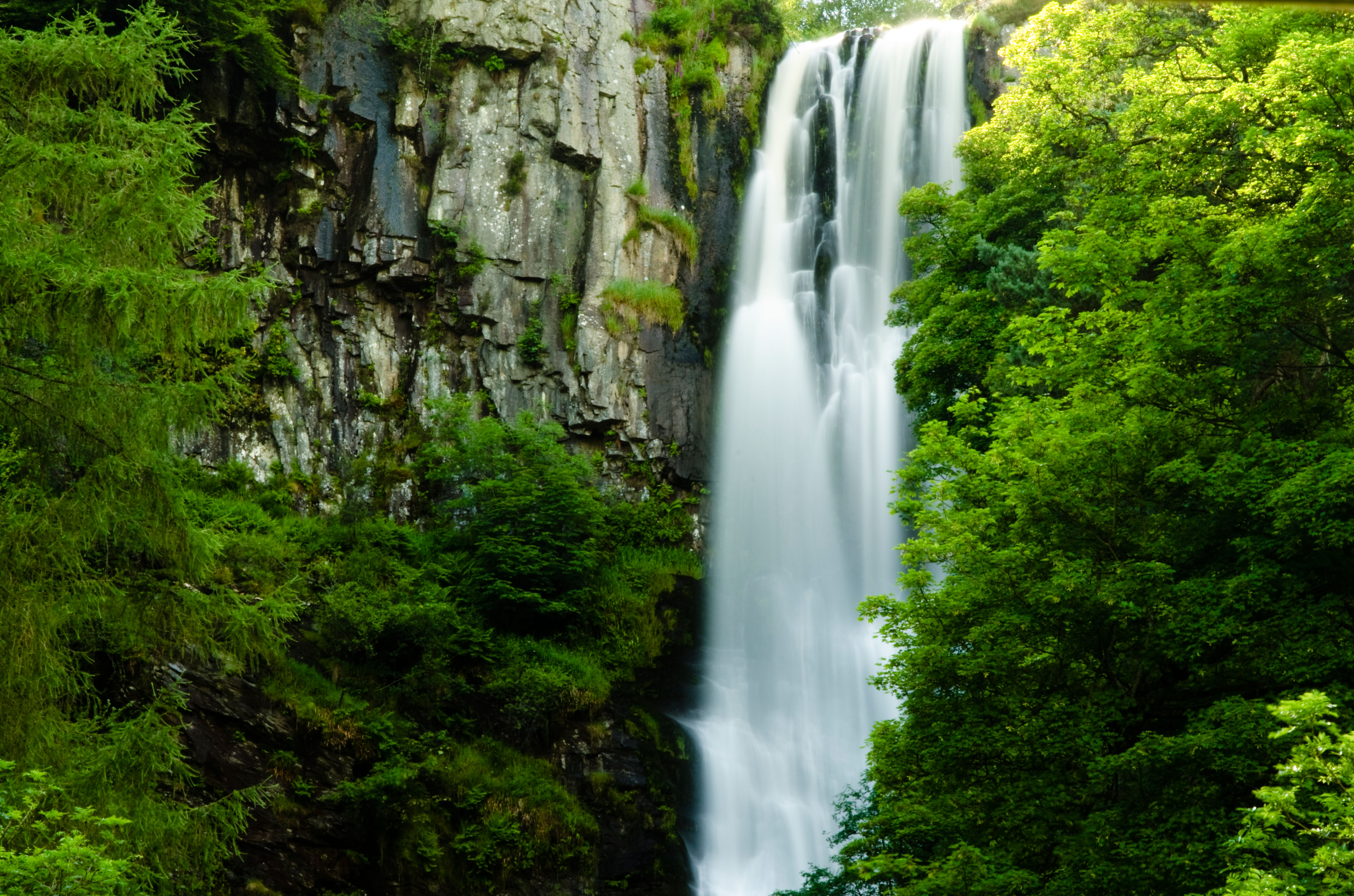 Pistyll Rhaeadr Wales | Britain's 15 most beautiful waterfalls - Travel